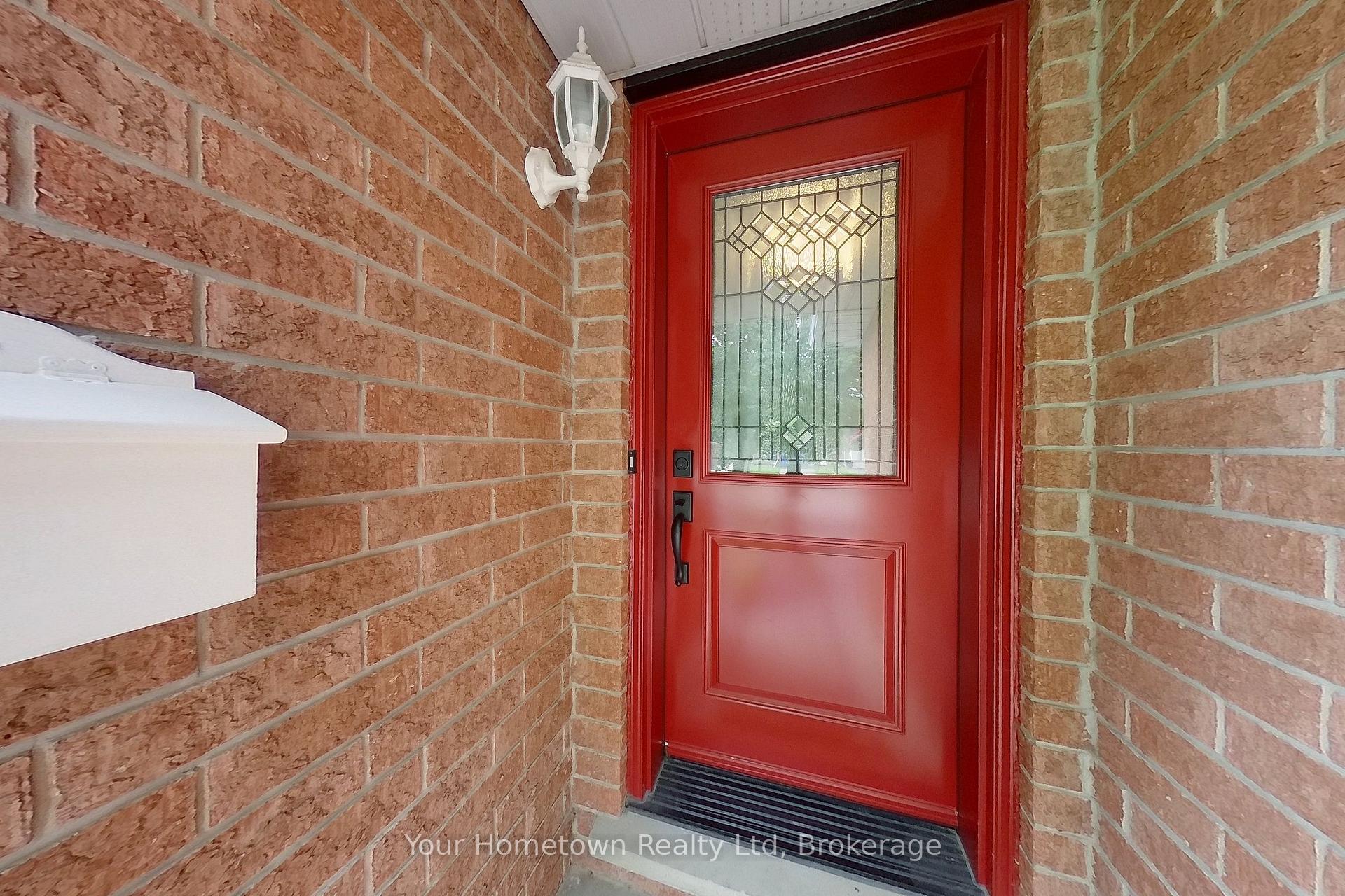Photo 3 of 428 Flannery Drive, Centre Wellington, Fergus — HOMEH