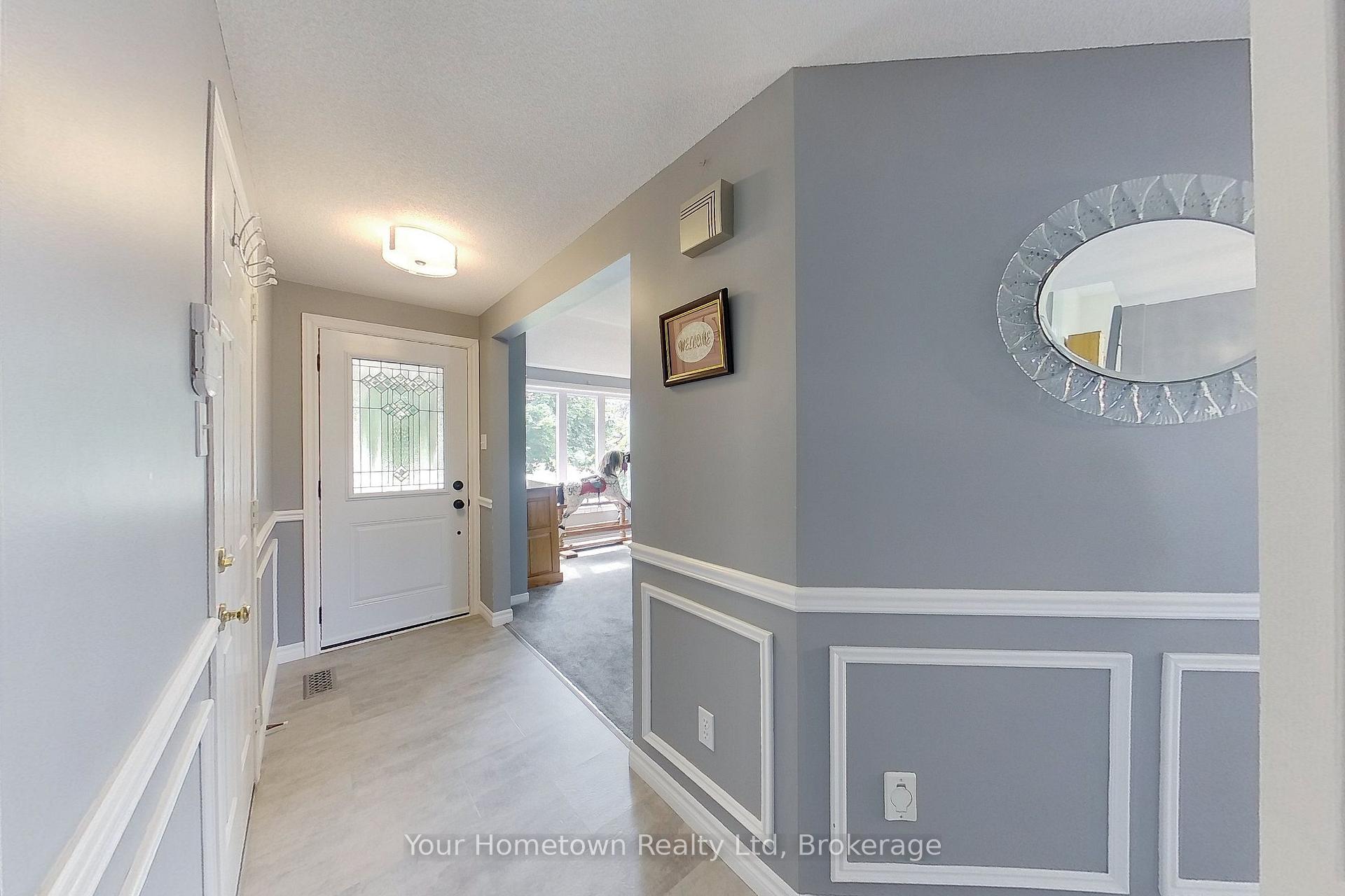 Photo 4 of 428 Flannery Drive, Centre Wellington, Fergus — HOMEH