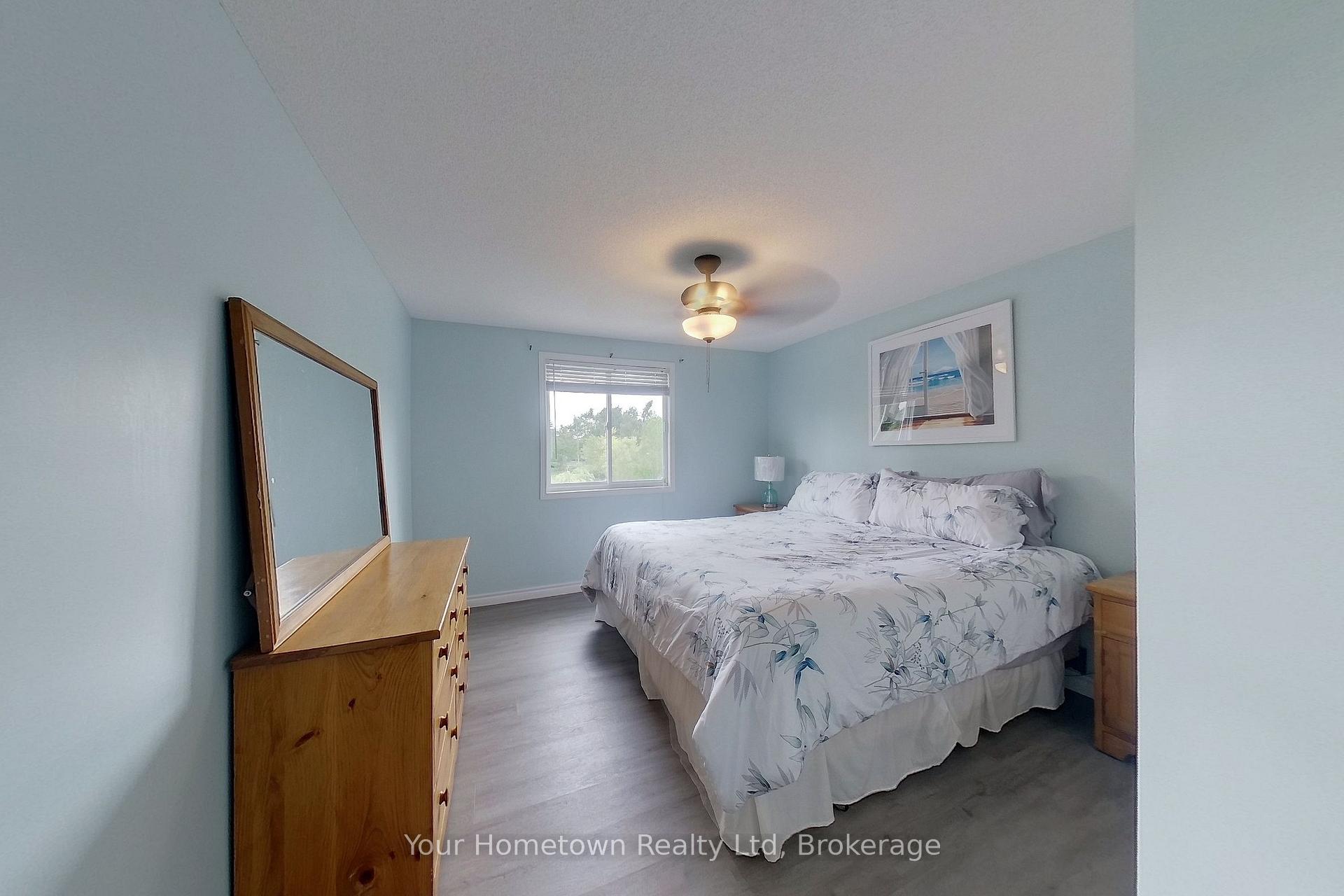 Photo 18 of 428 Flannery Drive, Centre Wellington, Fergus — HOMEH