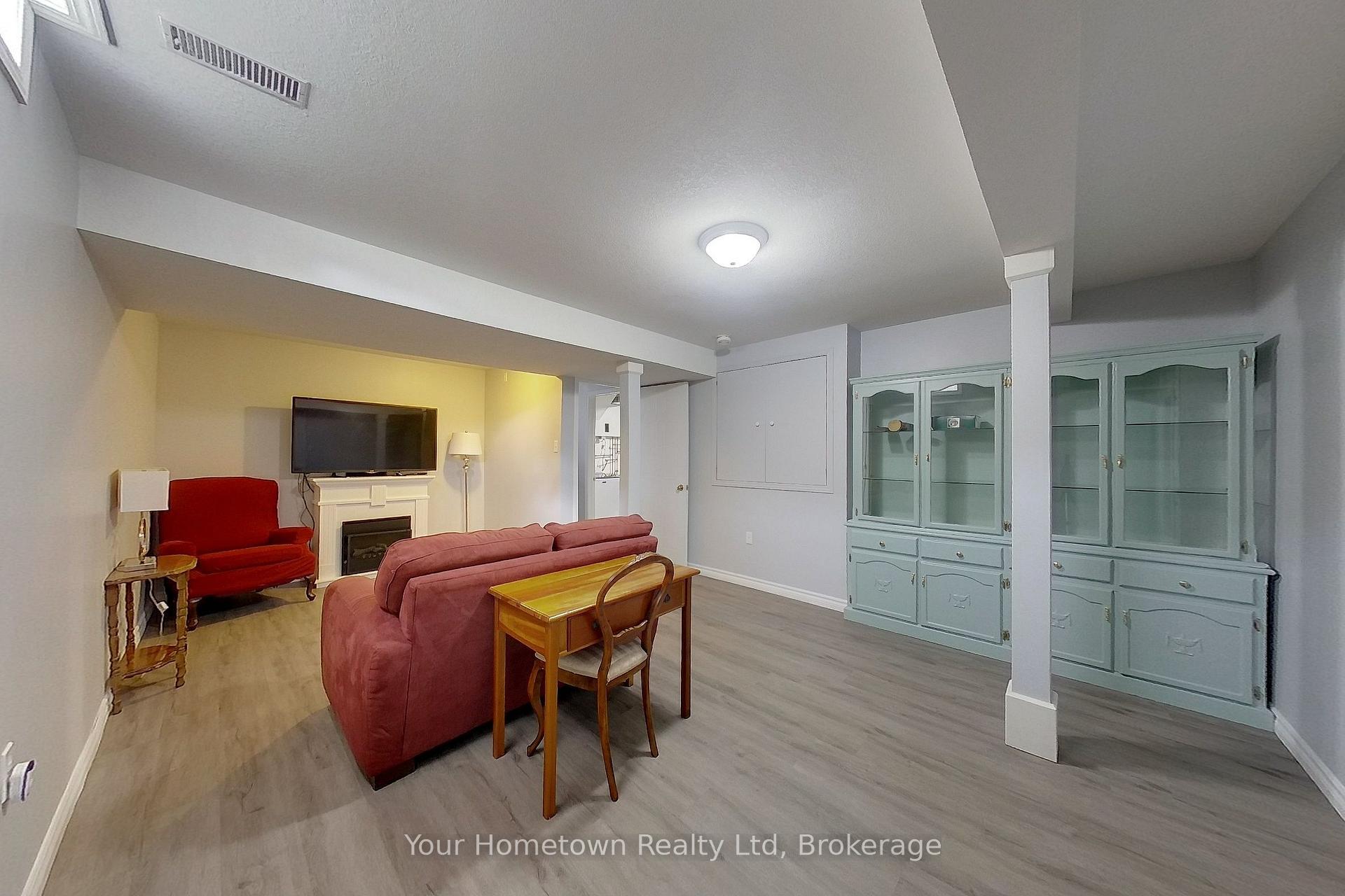 Photo 37 of 428 Flannery Drive, Centre Wellington, Fergus — HOMEH