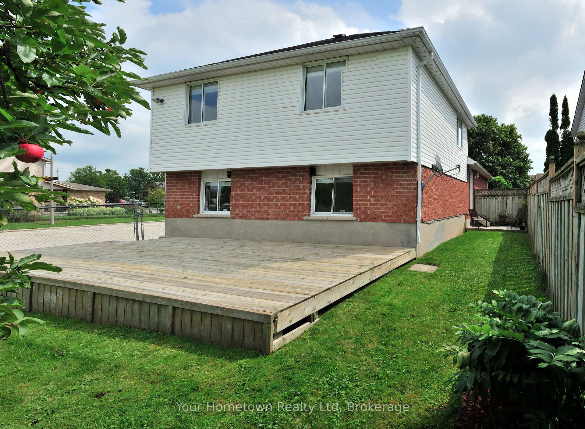 Photo 41 of 428 Flannery Drive, Centre Wellington, Fergus — HOMEH