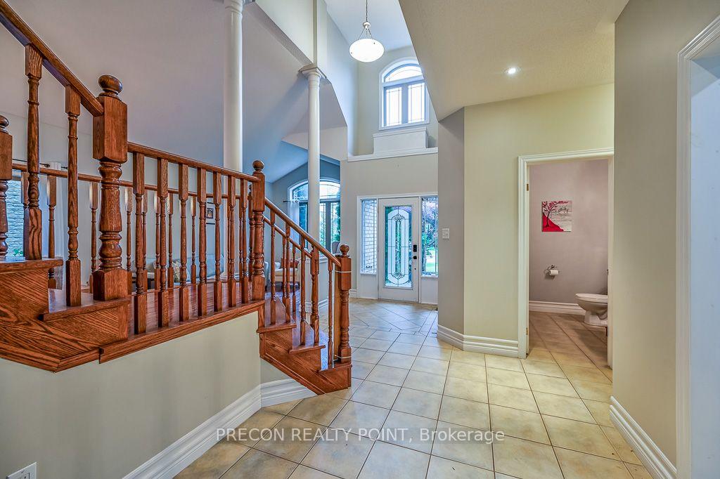 Photo 8 of 67 Jeffrey Drive, Hamilton, Ancaster — HOMEH