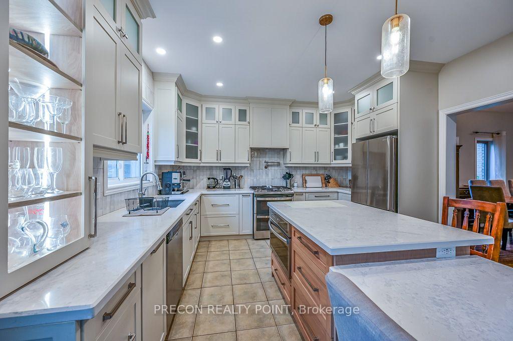 Photo 18 of 67 Jeffrey Drive, Hamilton, Ancaster — HOMEH