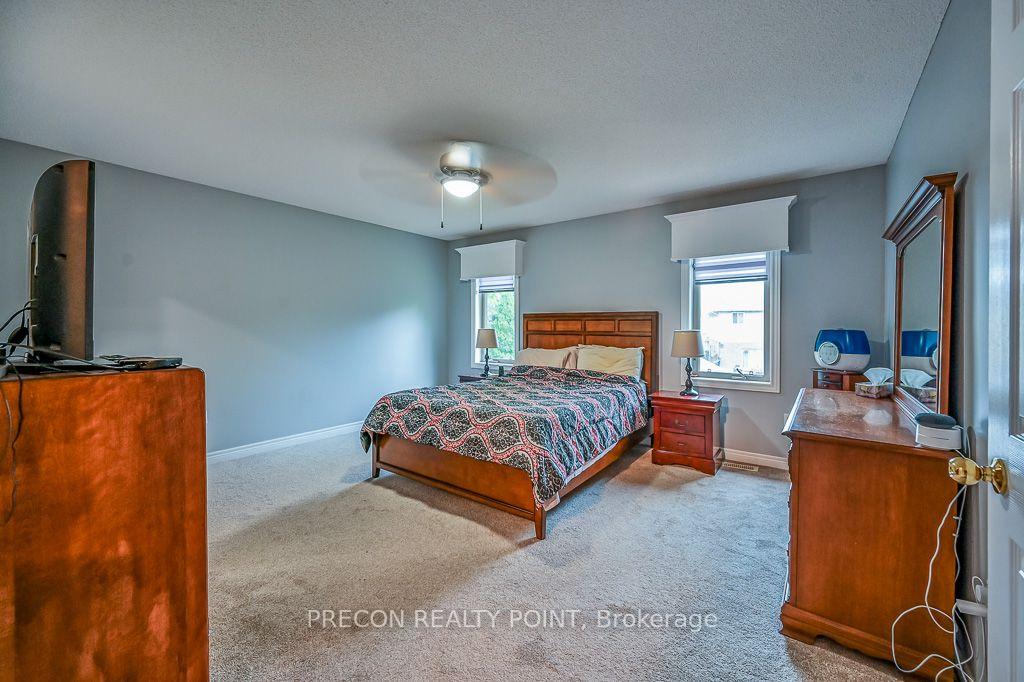 Photo 24 of 67 Jeffrey Drive, Hamilton, Ancaster — HOMEH