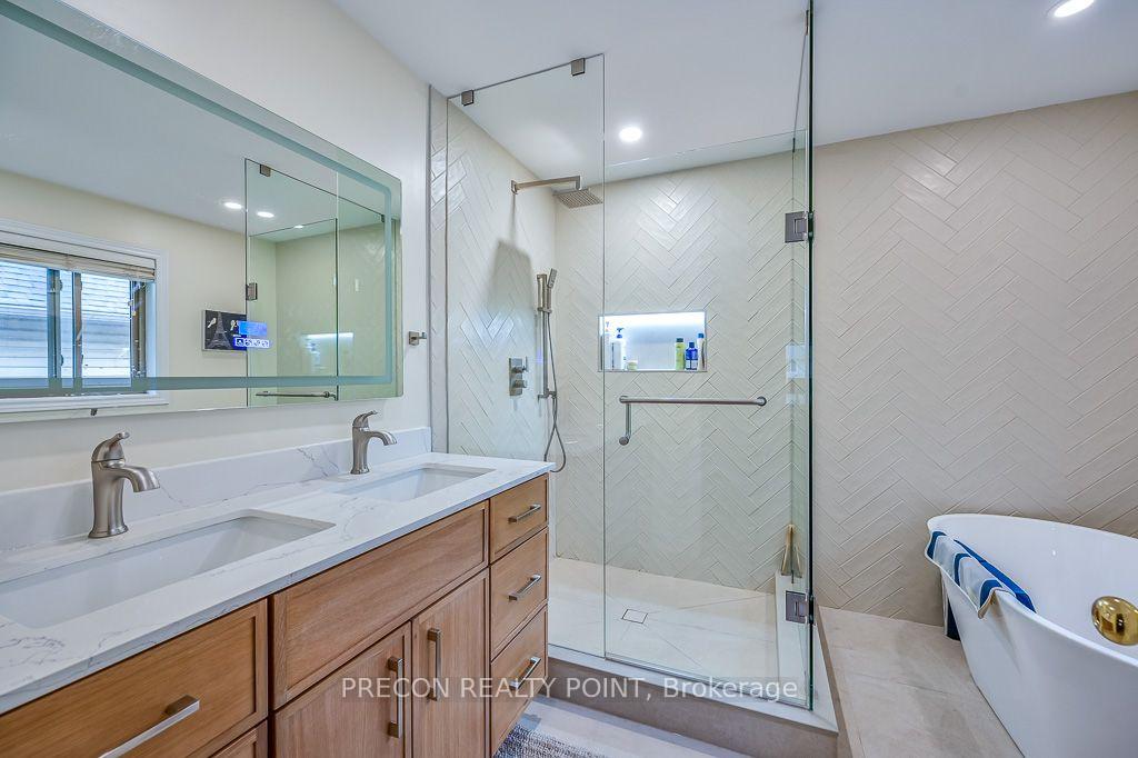 Photo 27 of 67 Jeffrey Drive, Hamilton, Ancaster — HOMEH
