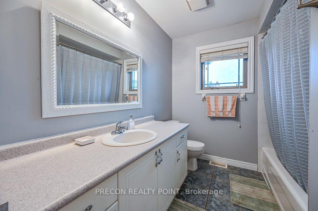Photo 30 of 67 Jeffrey Drive, Hamilton, Ancaster — HOMEH