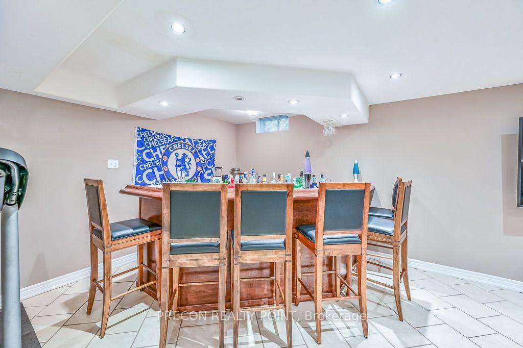 Photo 37 of 67 Jeffrey Drive, Hamilton, Ancaster — HOMEH