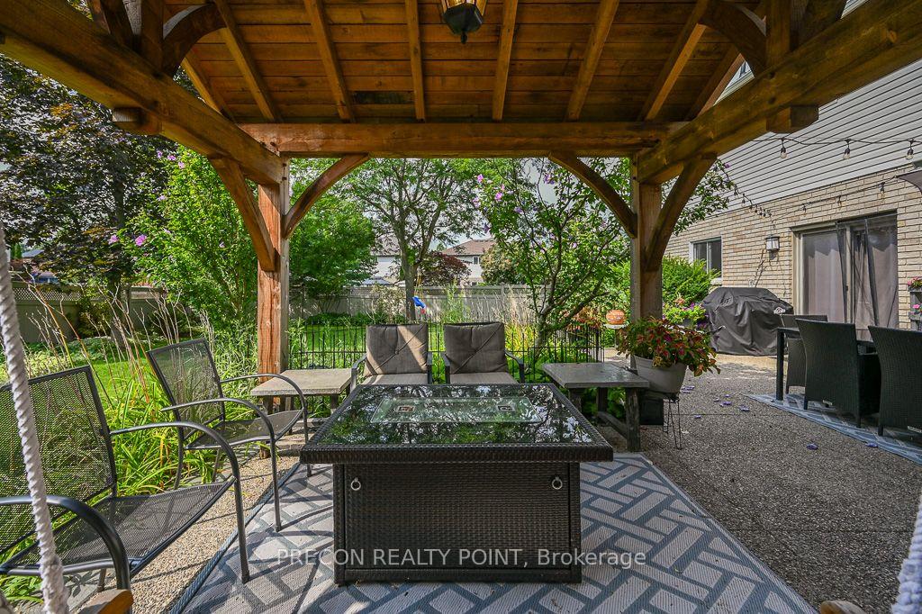 Photo 44 of 67 Jeffrey Drive, Hamilton, Ancaster — HOMEH