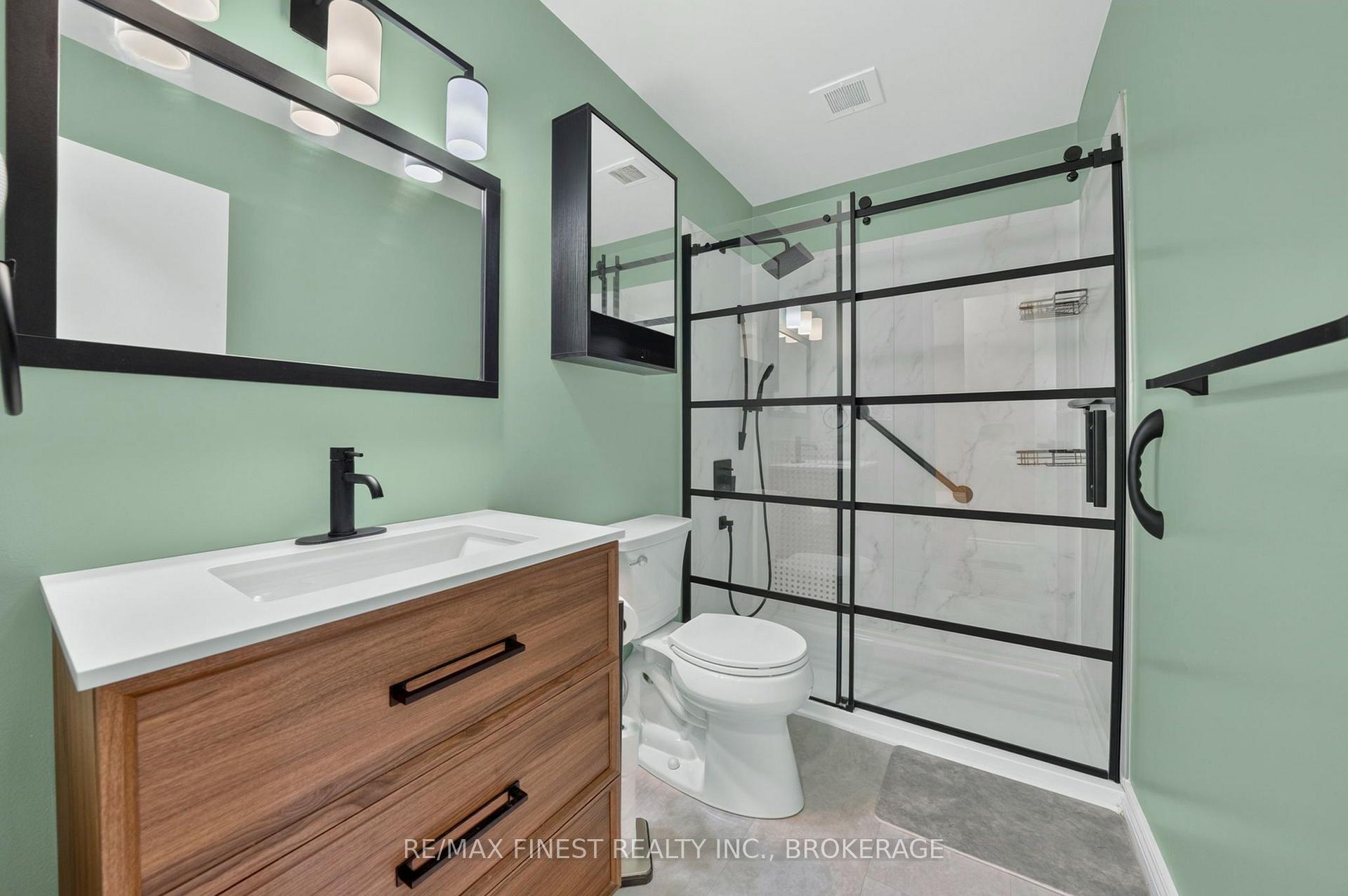 Photo 14 of 811 Cunningham Crescent, Brockville, Brockville — HOMEH