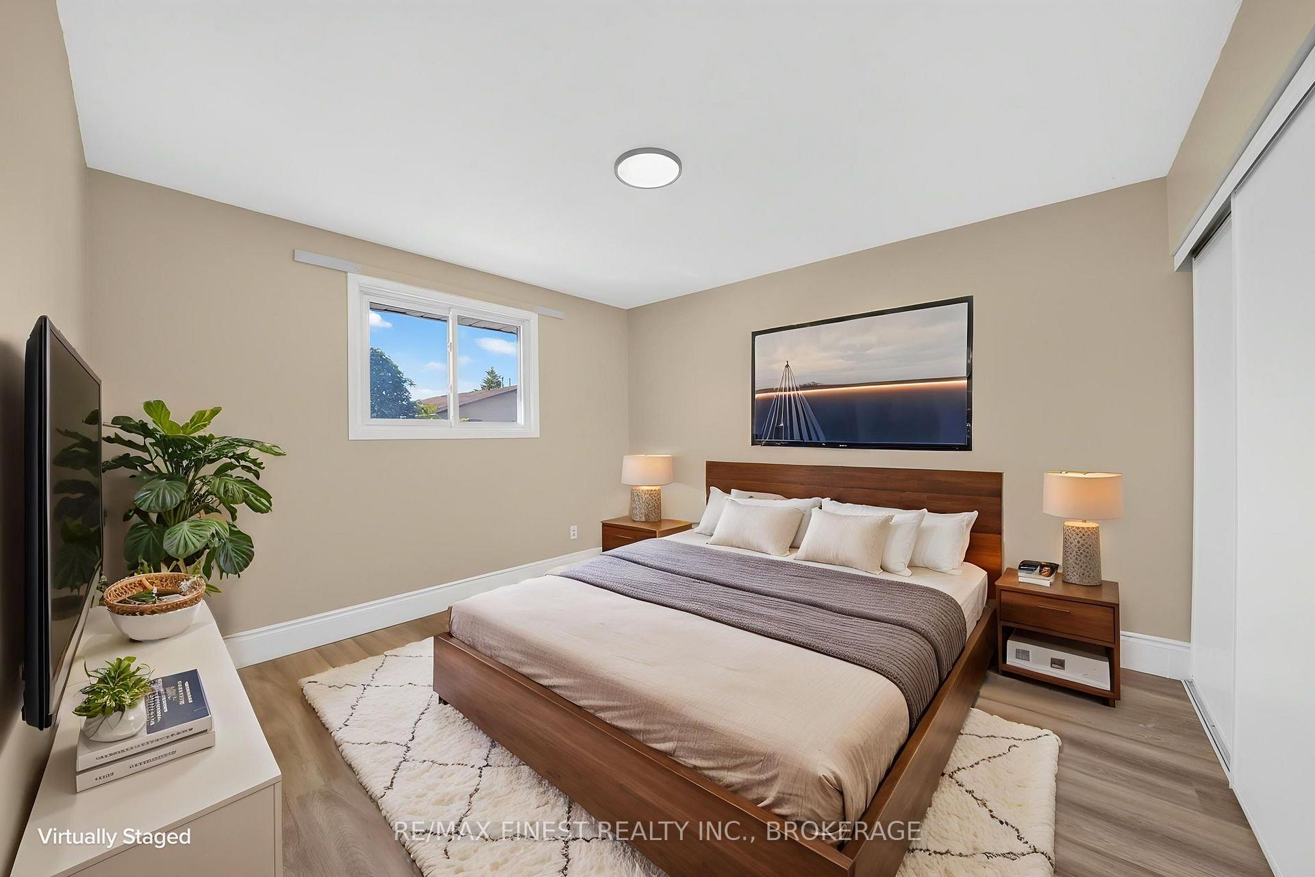 Photo 16 of 811 Cunningham Crescent, Brockville, Brockville — HOMEH