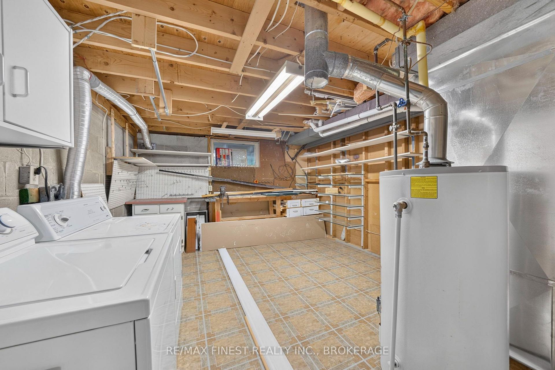 Photo 26 of 811 Cunningham Crescent, Brockville, Brockville — HOMEH