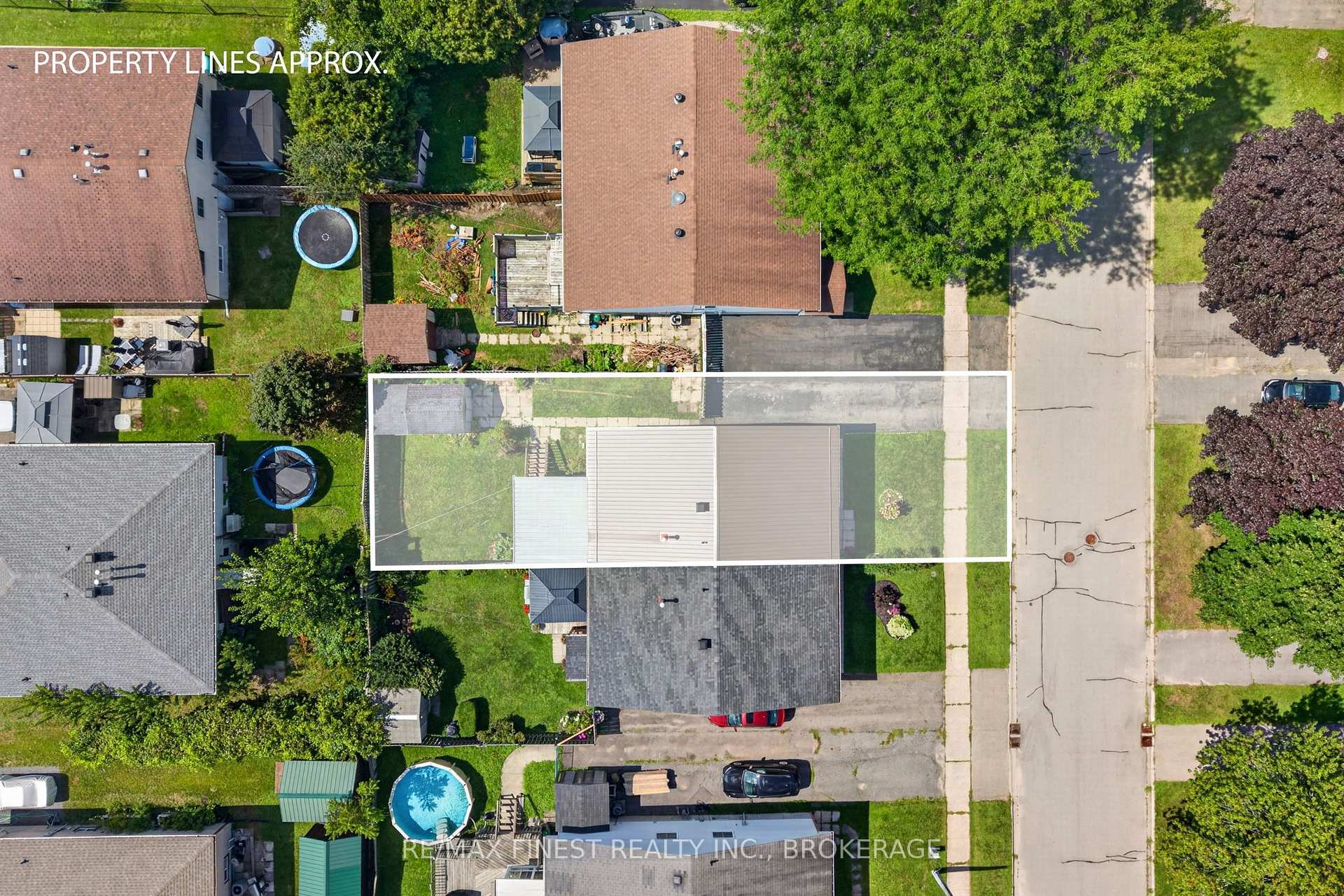 Photo 34 of 811 Cunningham Crescent, Brockville, Brockville — HOMEH