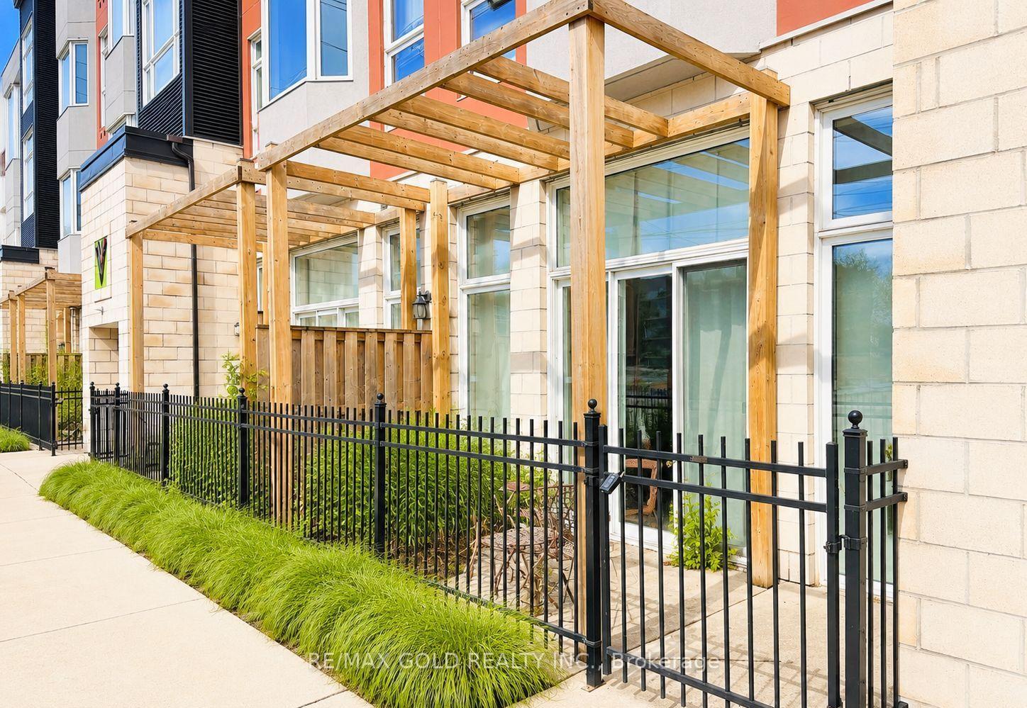 Photo 3 of Unit 112, 253 Albert Street, Waterloo, Beechwood/University — HOMEH