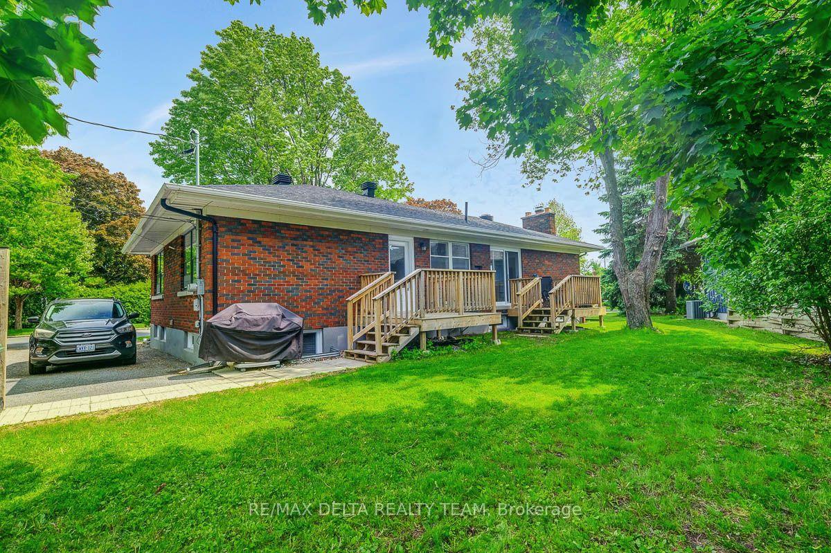 Photo 20 of Unit A, 2012 Haig Drive, Ottawa, Elmvale Acres — HOMEH