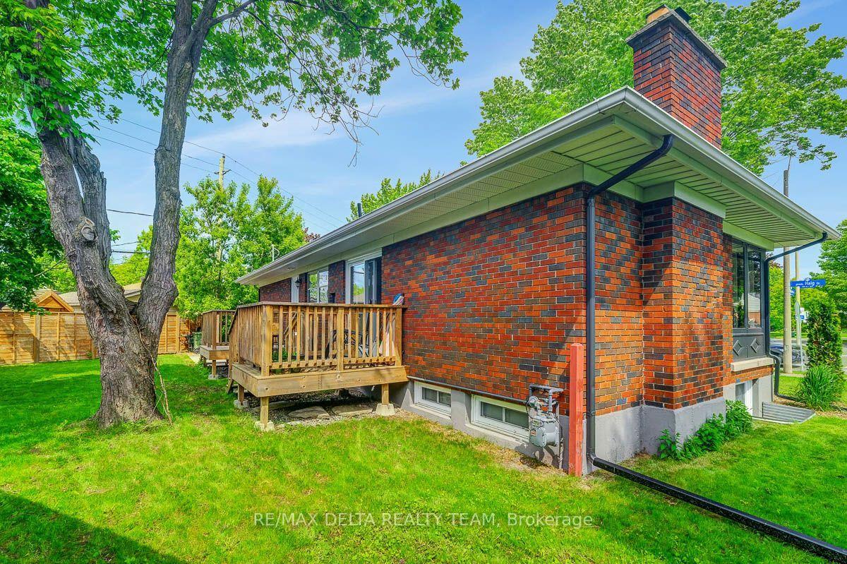 Photo 26 of Unit A, 2012 Haig Drive, Ottawa, Elmvale Acres — HOMEH