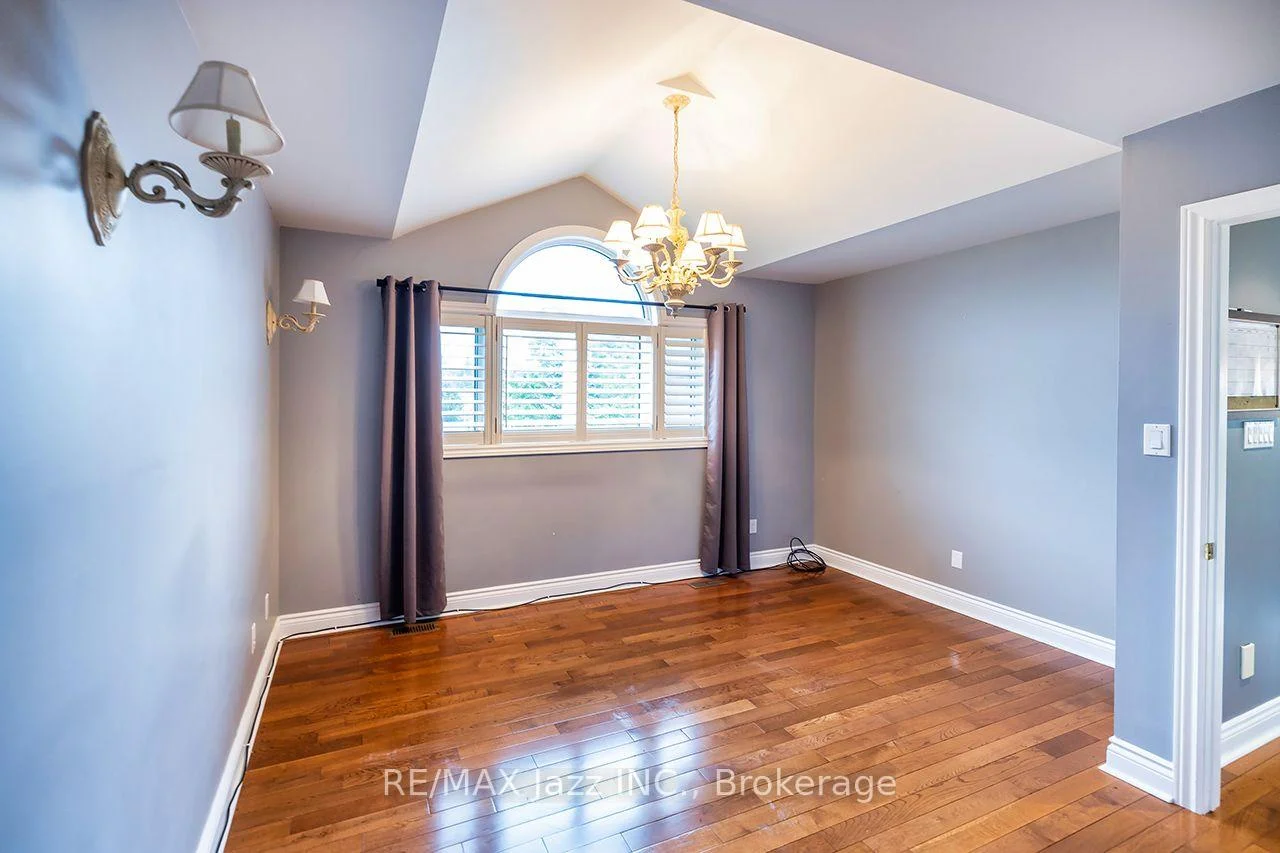 Photo 25 of 99 Hurd Street, Oshawa, Raglan — HOMEH