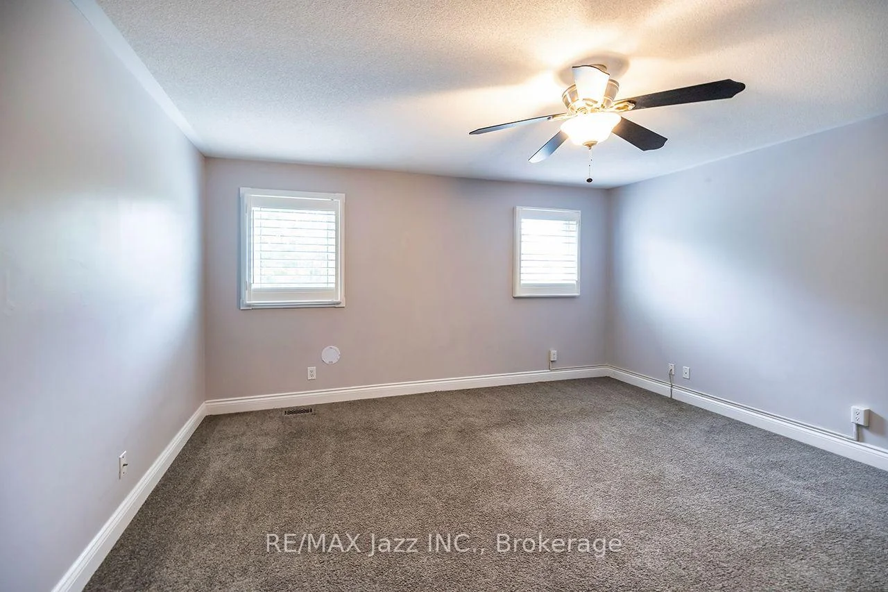 Photo 34 of 99 Hurd Street, Oshawa, Raglan — HOMEH