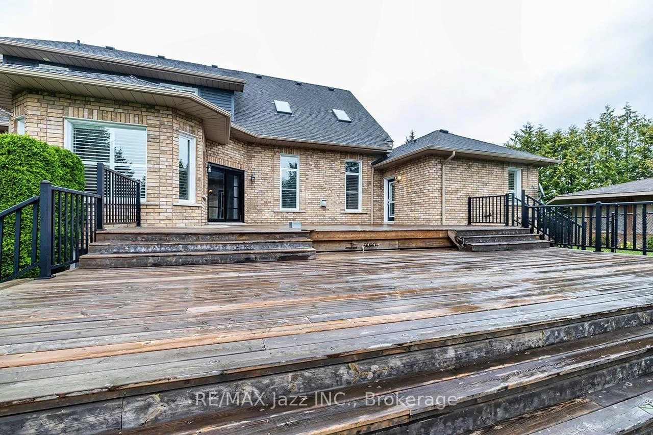 Photo 49 of 99 Hurd Street, Oshawa, Raglan — HOMEH