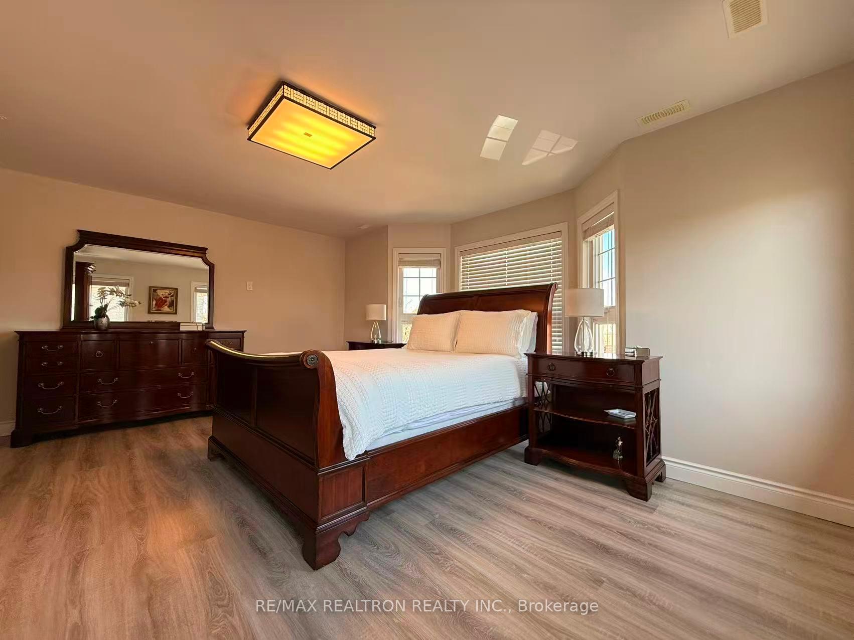 Photo 27 of 213 Roseheath Drive, Vaughan, Maple — HOMEH