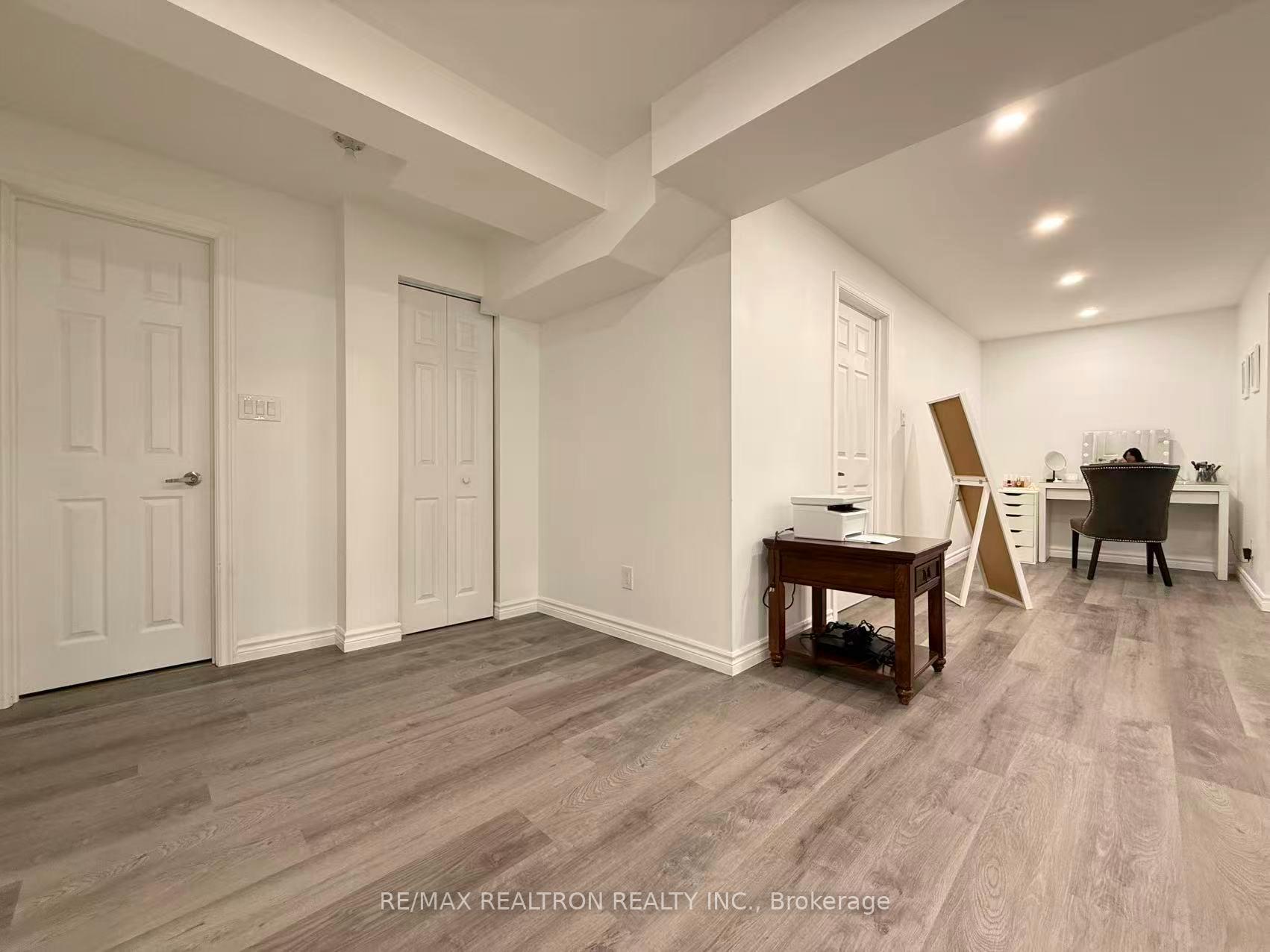 Photo 40 of 213 Roseheath Drive, Vaughan, Maple — HOMEH