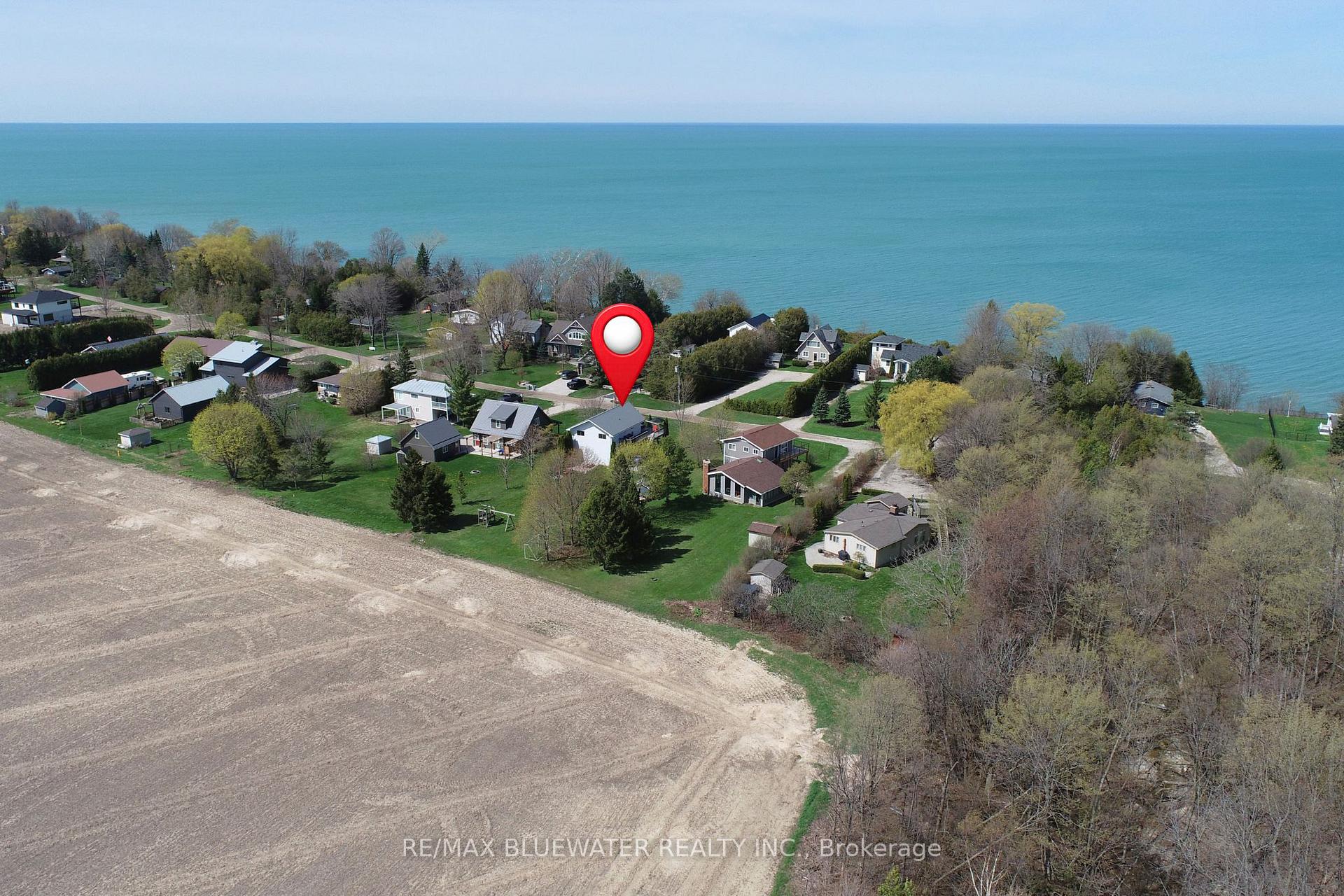 Photo 2 of 74156 Bluehaven Beach Drive, Bluewater, Stanley — HOMEH