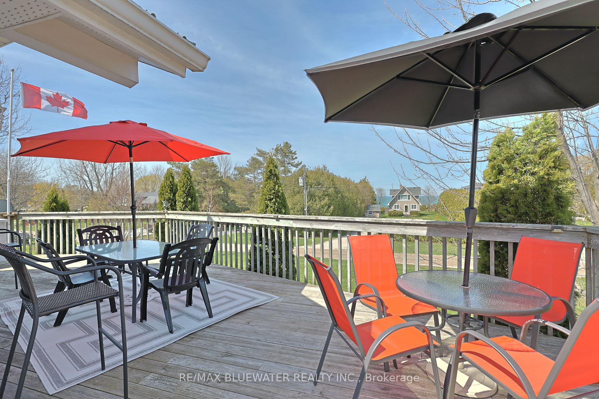 Photo 3 of 74156 Bluehaven Beach Drive, Bluewater, Stanley — HOMEH