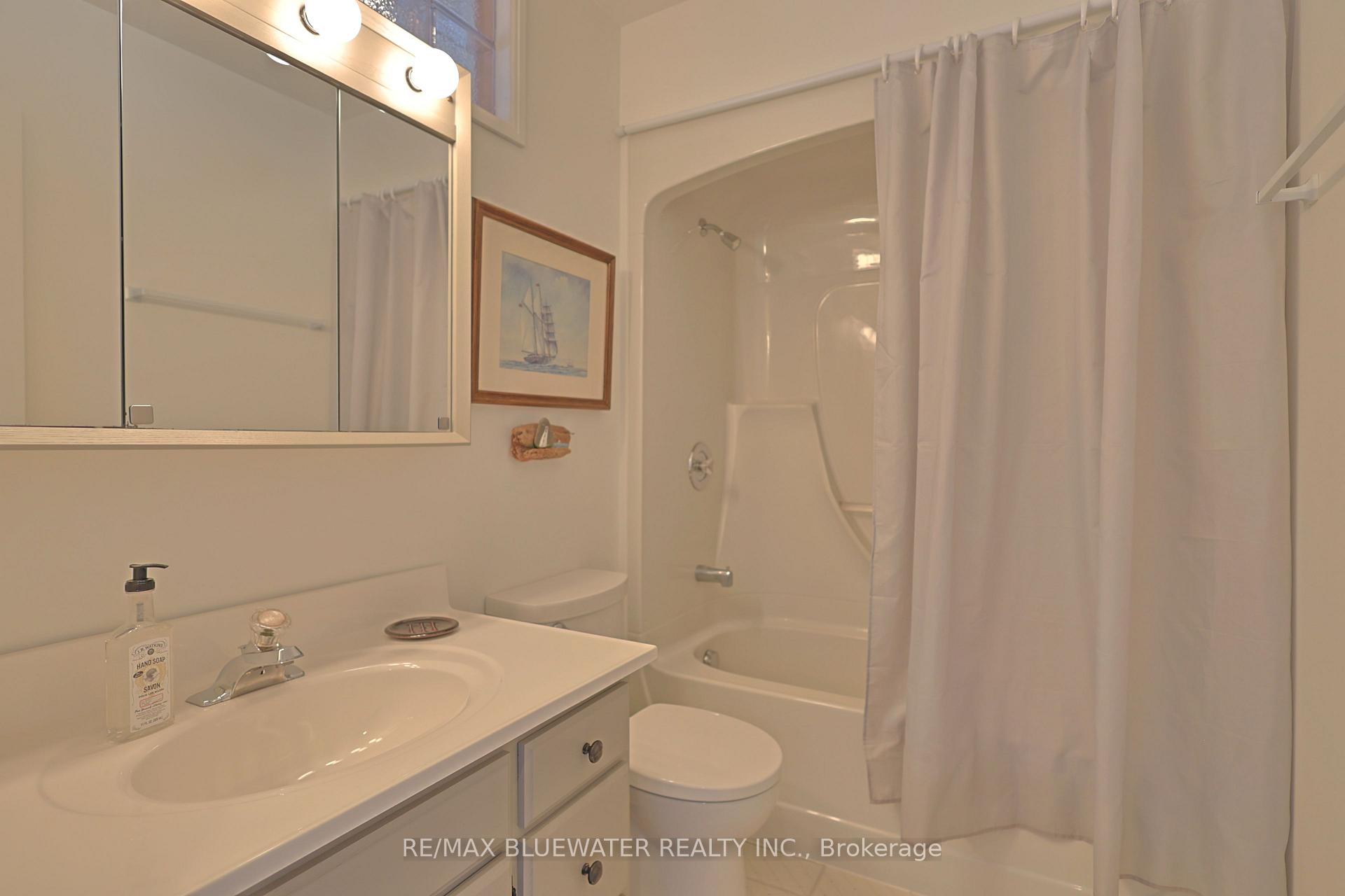 Photo 32 of 74156 Bluehaven Beach Drive, Bluewater, Stanley — HOMEH