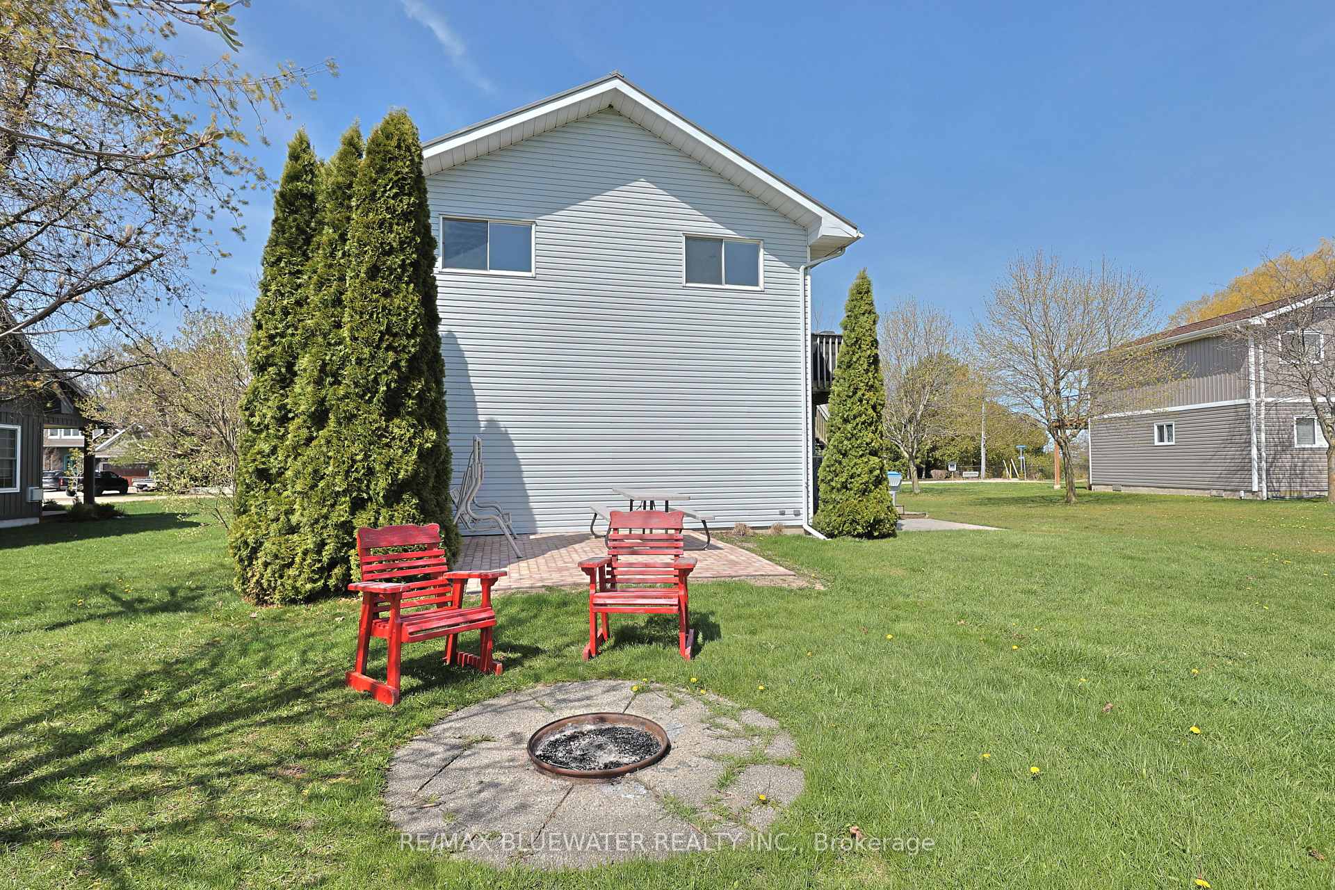 Photo 40 of 74156 Bluehaven Beach Drive, Bluewater, Stanley — HOMEH