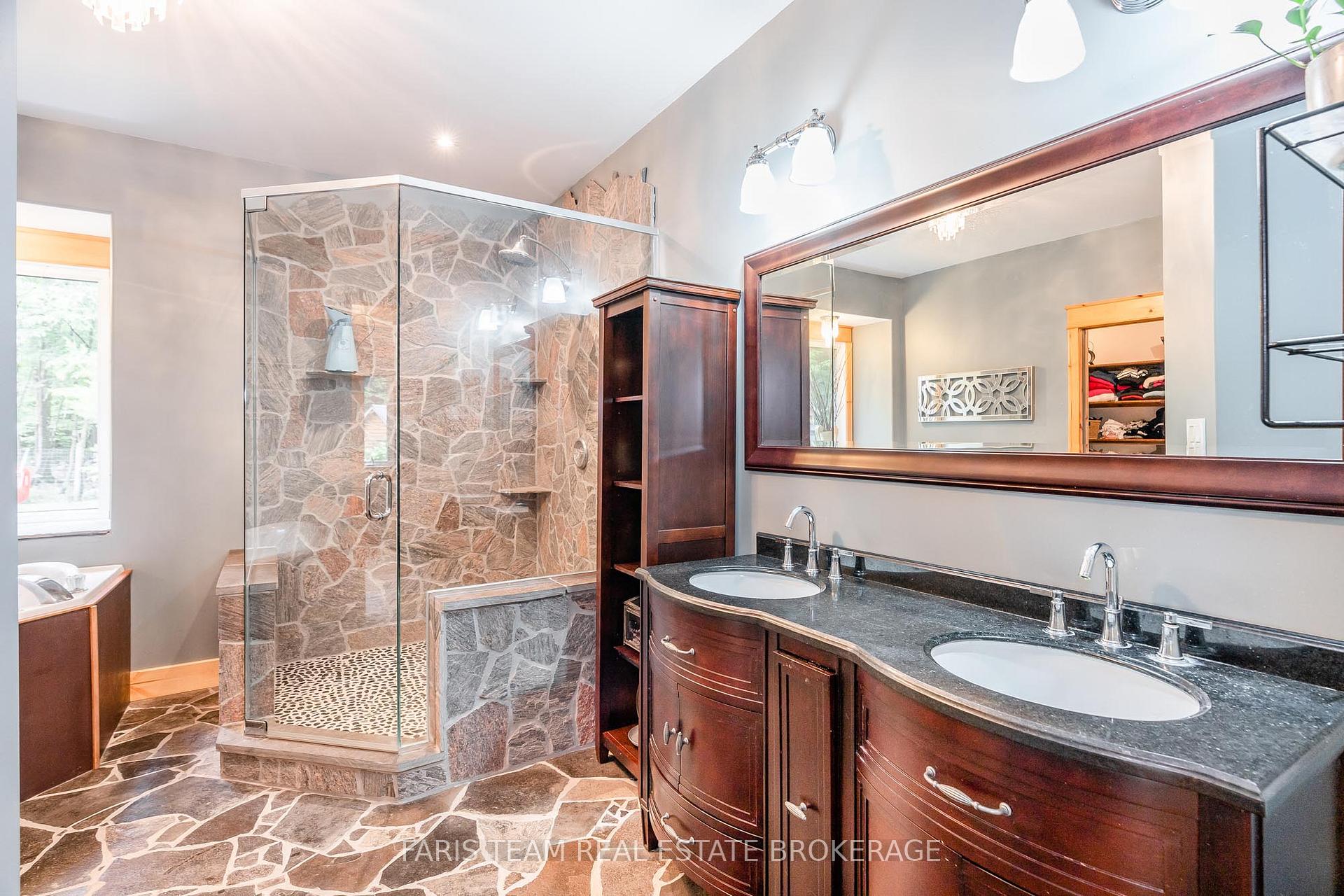 Photo 13 of 697 Lafontaine Road E, Tiny, Rural Tiny — HOMEH