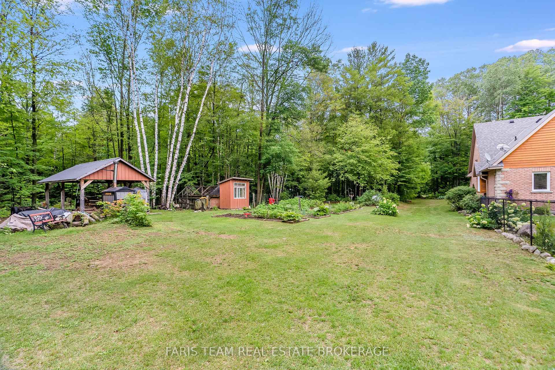 Photo 37 of 697 Lafontaine Road E, Tiny, Rural Tiny — HOMEH