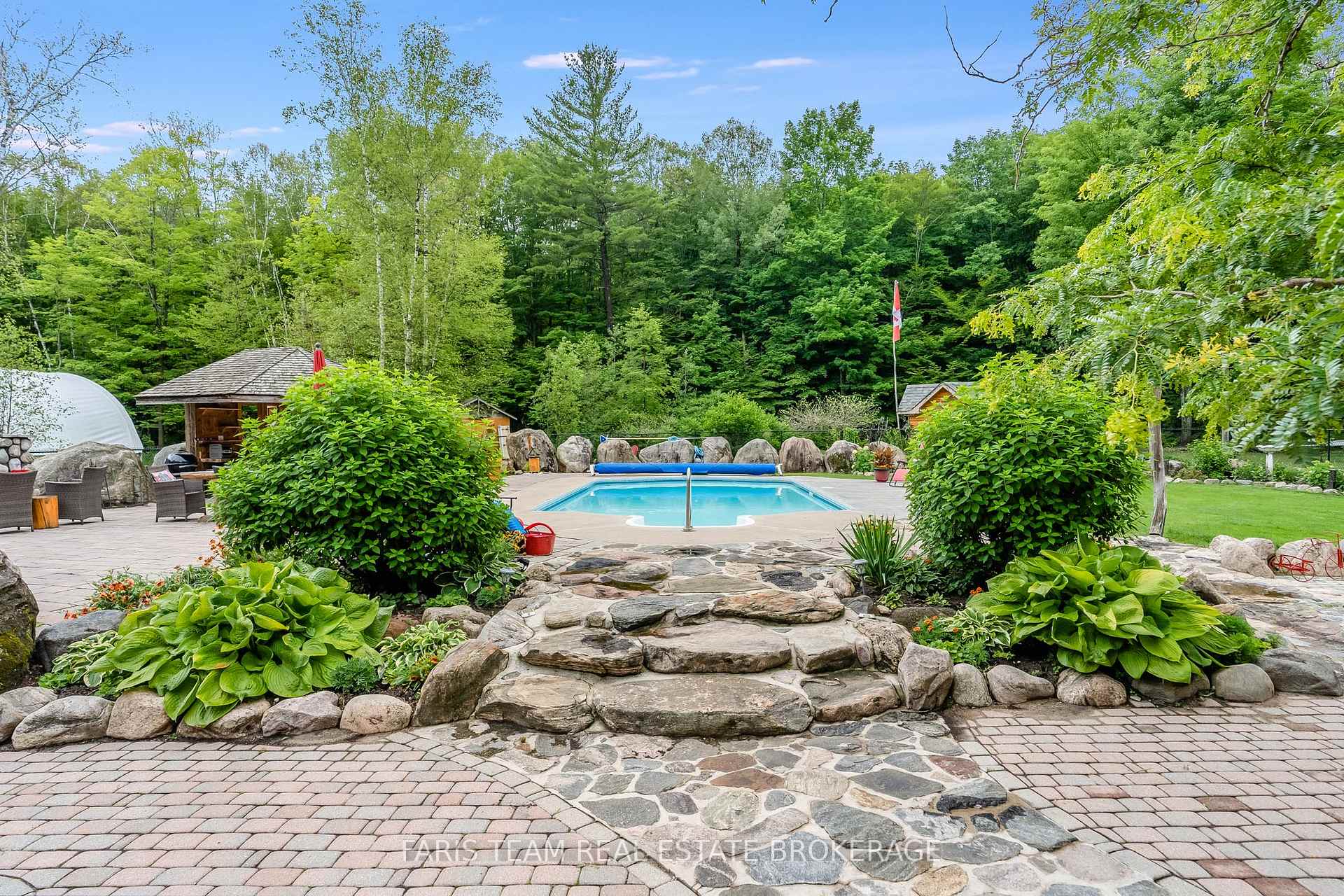 Photo 42 of 697 Lafontaine Road E, Tiny, Rural Tiny — HOMEH
