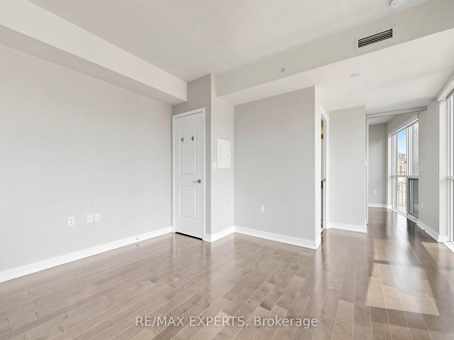 Photo 14 of Unit 2305, 1 The Esplanade Drive, Toronto, Waterfront Communities — HOMEH