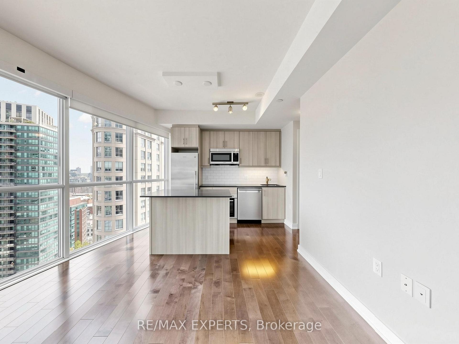 Photo 15 of Unit 2305, 1 The Esplanade Drive, Toronto, Waterfront Communities — HOMEH