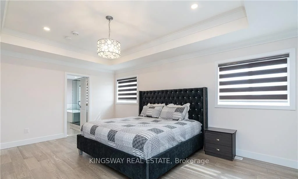 Photo 14 of 2255 Constance Avenue, London, South Y — HOMEH