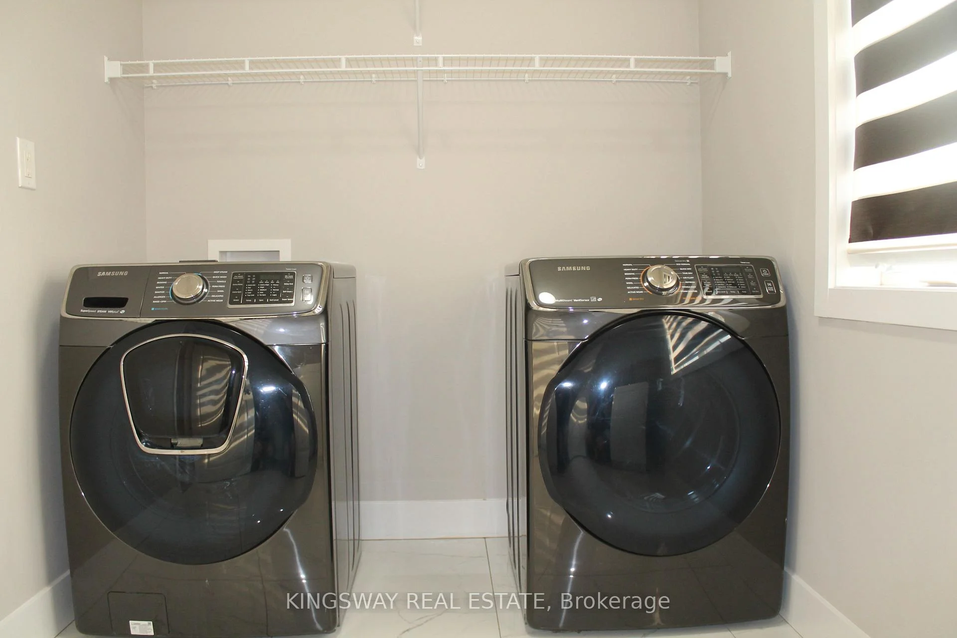 Photo 25 of 2255 Constance Avenue, London, South Y — HOMEH