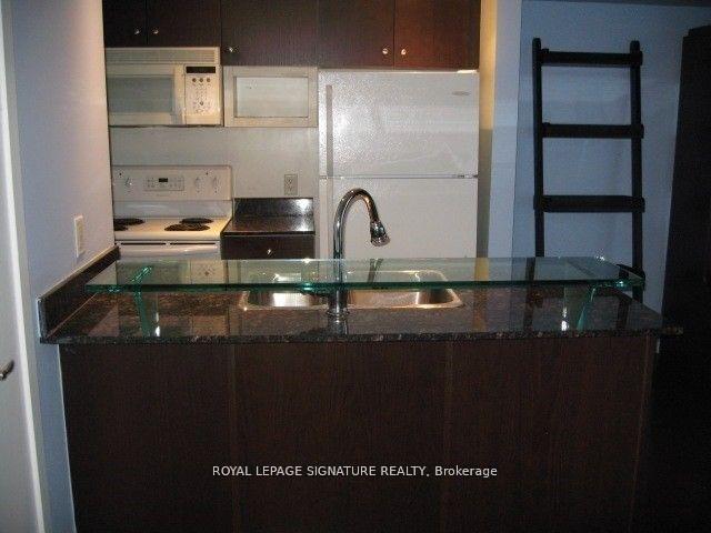 Photo 4 of Unit 1601, 8 York Street, Toronto, Waterfront Communities — HOMEH