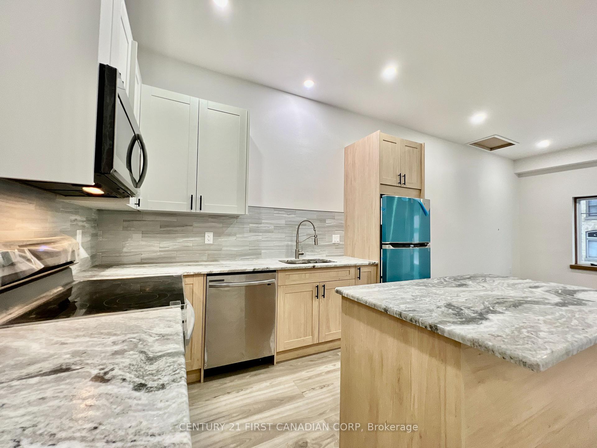 Photo 4 of Unit 2, 166 Central Avenue, London, East F — HOMEH
