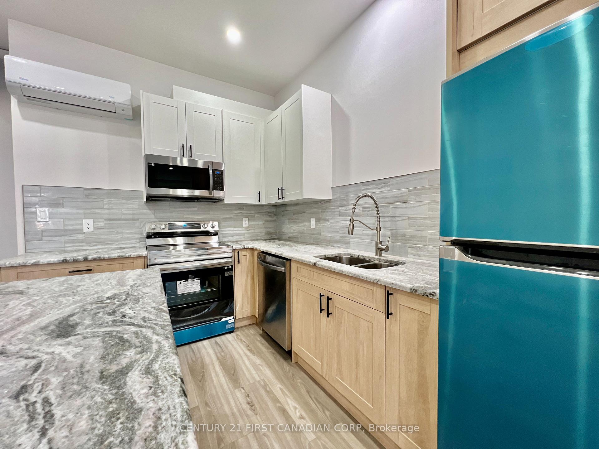 Photo 6 of Unit 2, 166 Central Avenue, London, East F — HOMEH