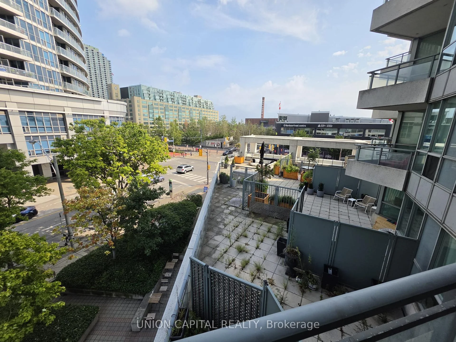 Photo 4 of Unit 302, 228 Queens Quay W, Toronto, Waterfront Communities — HOMEH