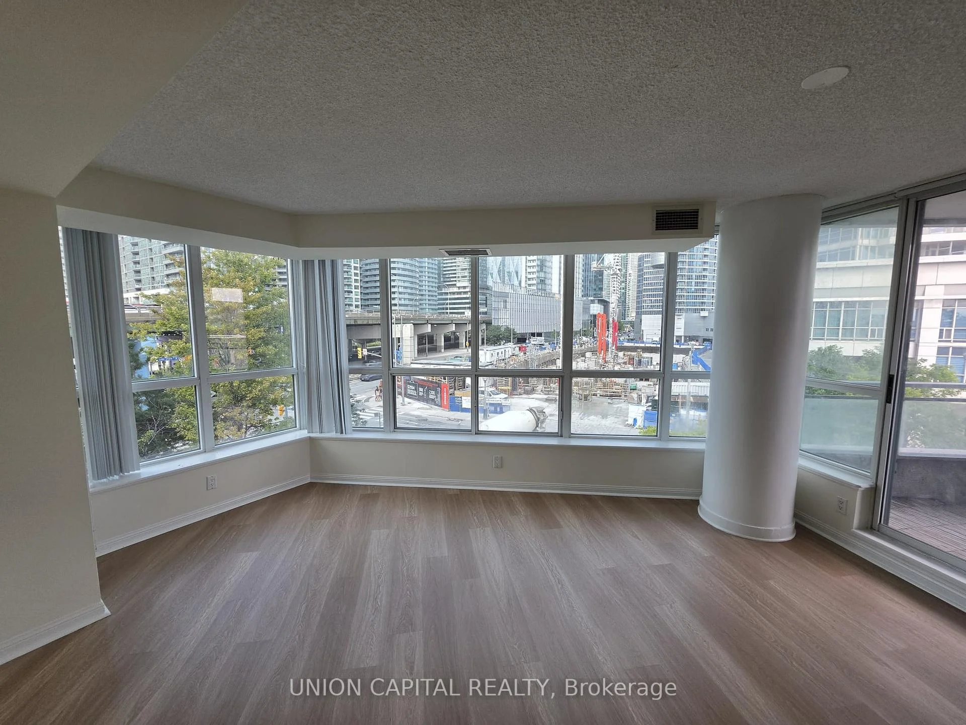 Photo 33 of Unit 302, 228 Queens Quay W, Toronto, Waterfront Communities — HOMEH