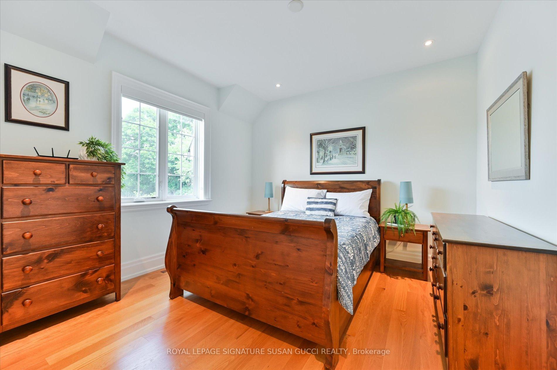 Photo 30 of 49 Ferris Road, Toronto, O'Connor-Parkview — HOMEH