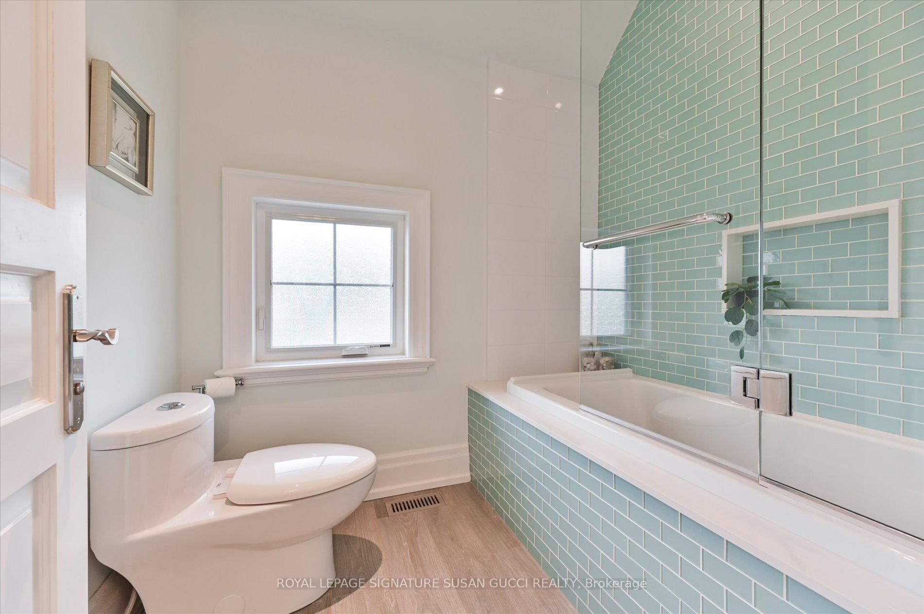 Photo 34 of 49 Ferris Road, Toronto, O'Connor-Parkview — HOMEH