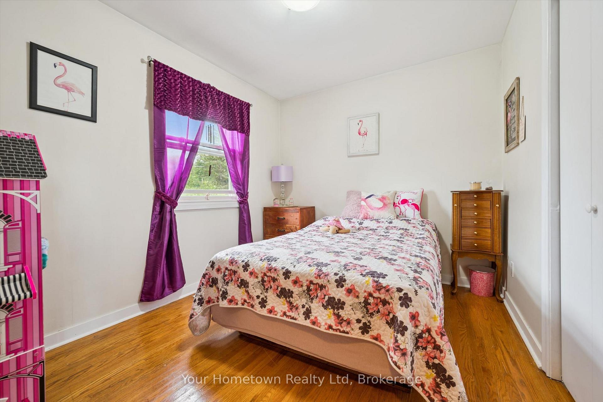 Photo 15 of 497 St Patrick Street E, Centre Wellington, Fergus — HOMEH