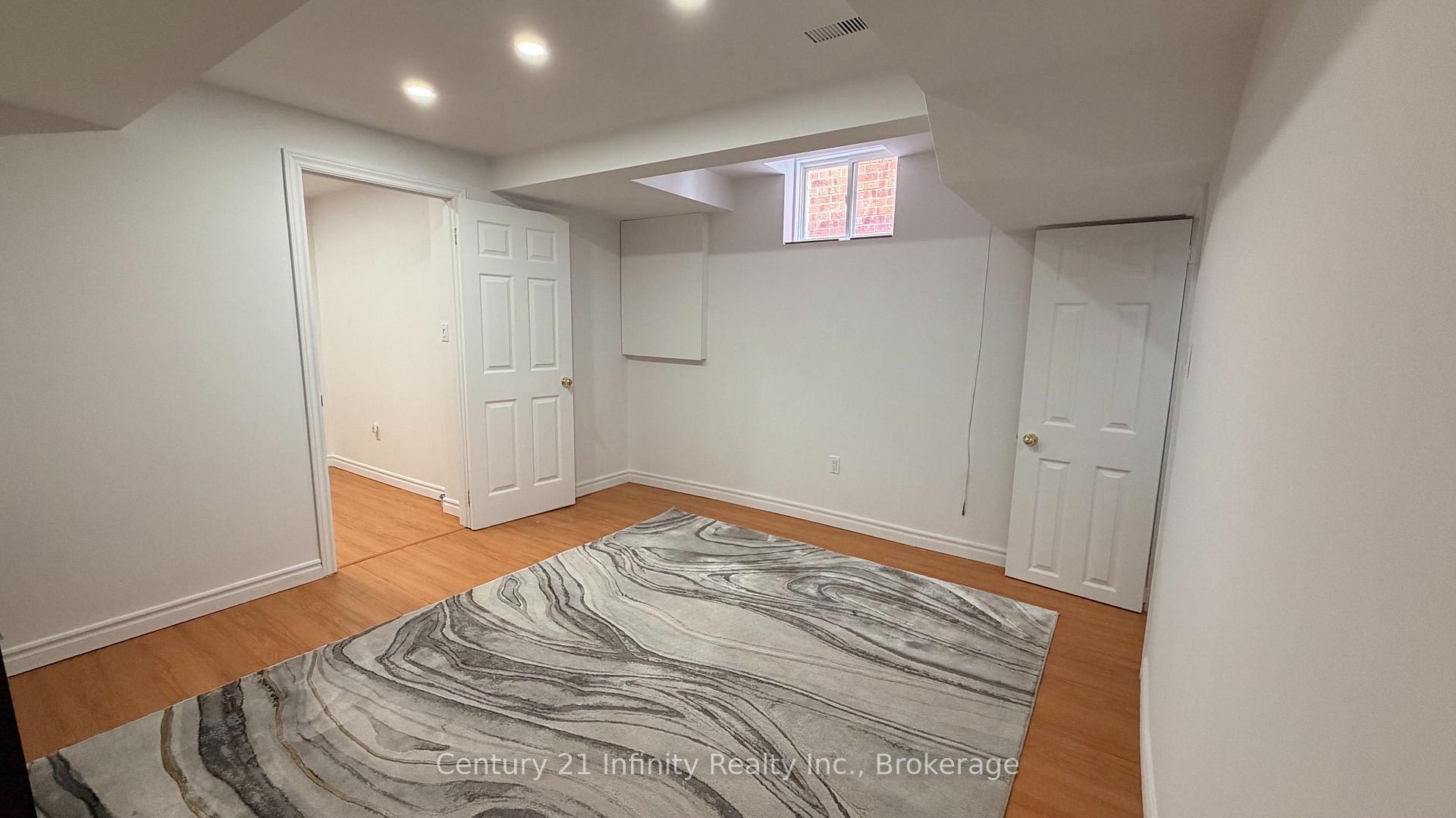 Photo 4 of Unit Basement, 5 Dusk Owl Drive, Scarborough, Rouge — HOMEH
