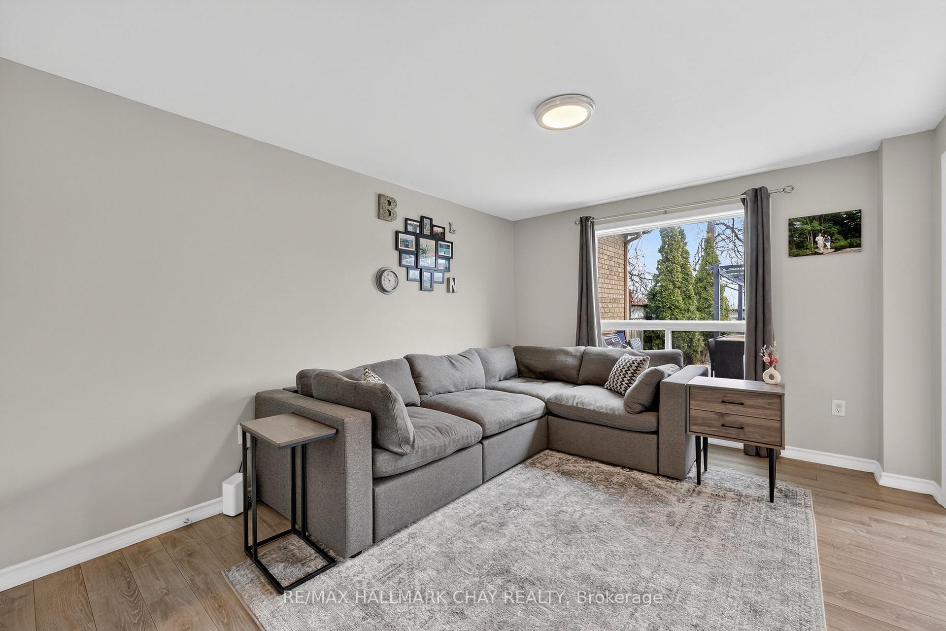 Photo 6 of 2057 Osbond Road, Innisfil, Alcona — HOMEH