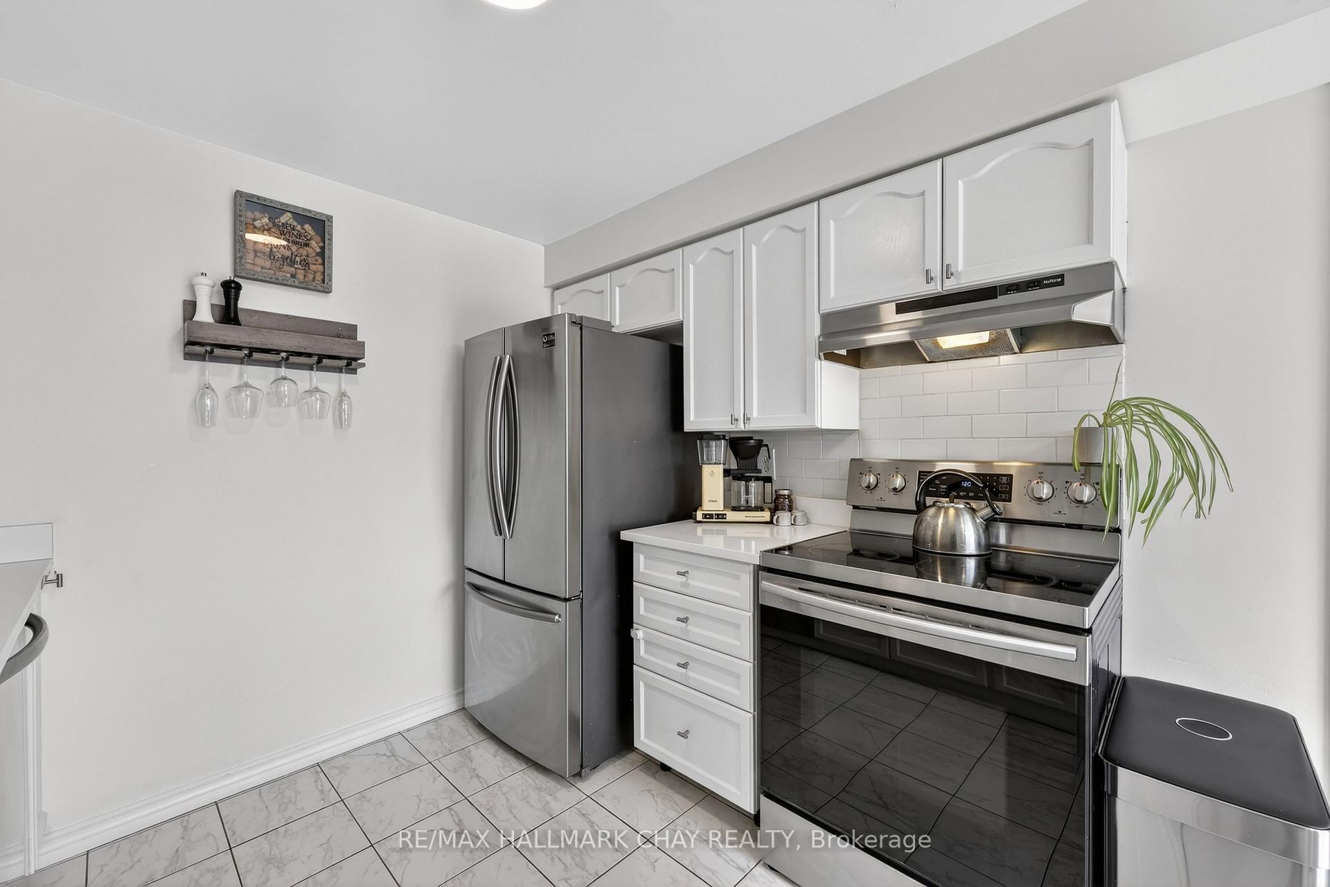 Photo 15 of 2057 Osbond Road, Innisfil, Alcona — HOMEH