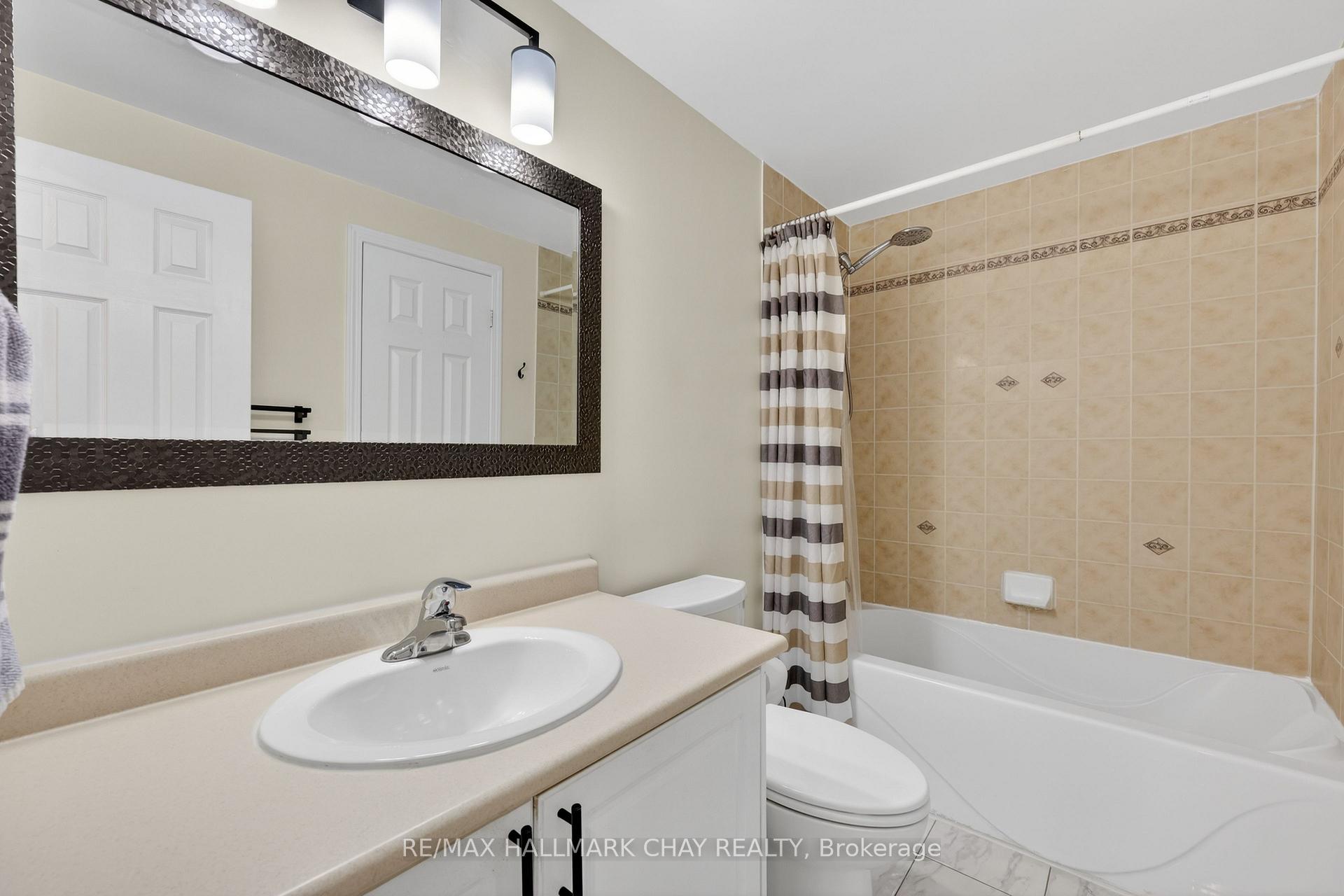 Photo 23 of 2057 Osbond Road, Innisfil, Alcona — HOMEH