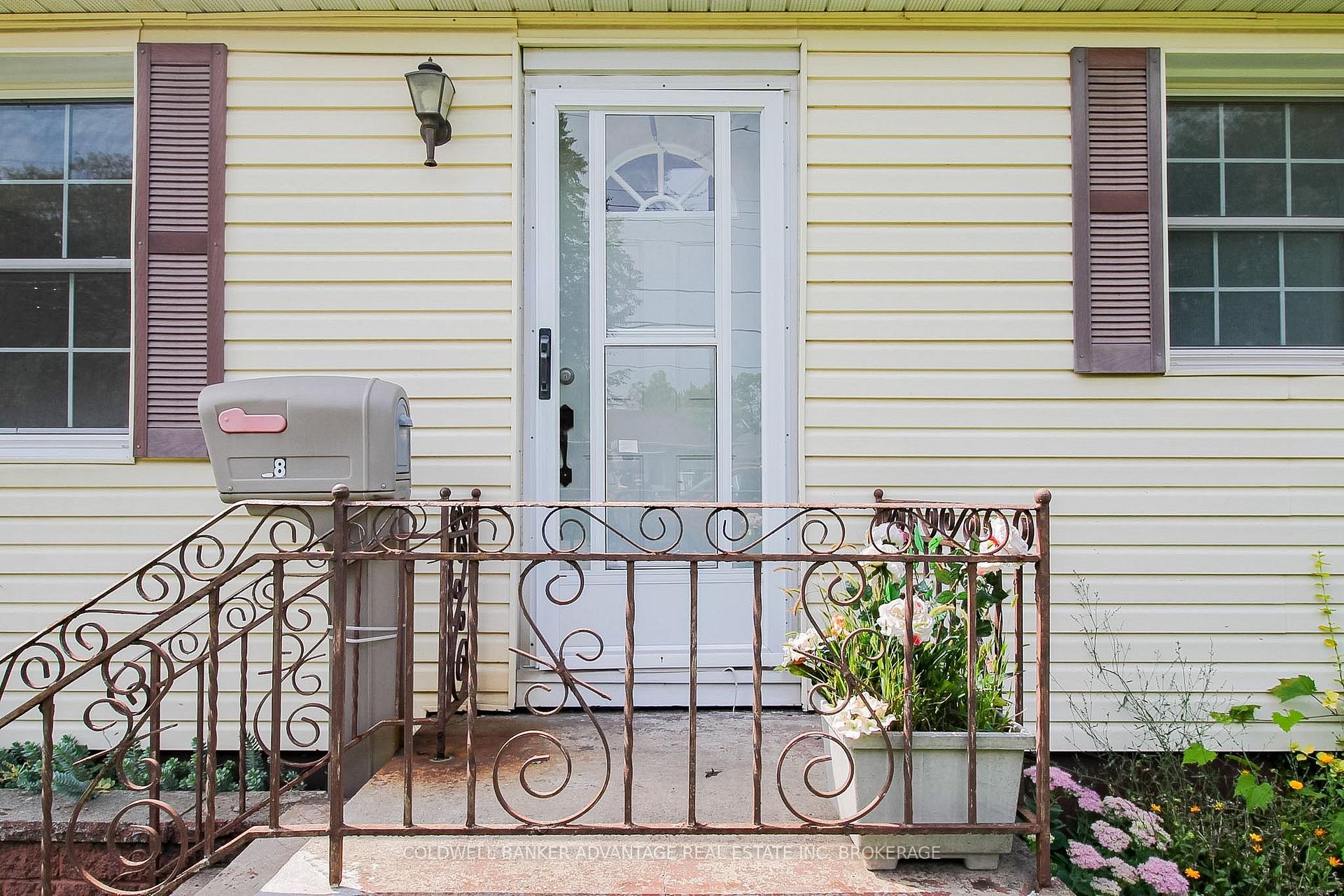 Photo 5 of 28 Marshall Avenue, Welland, Broadway — HOMEH