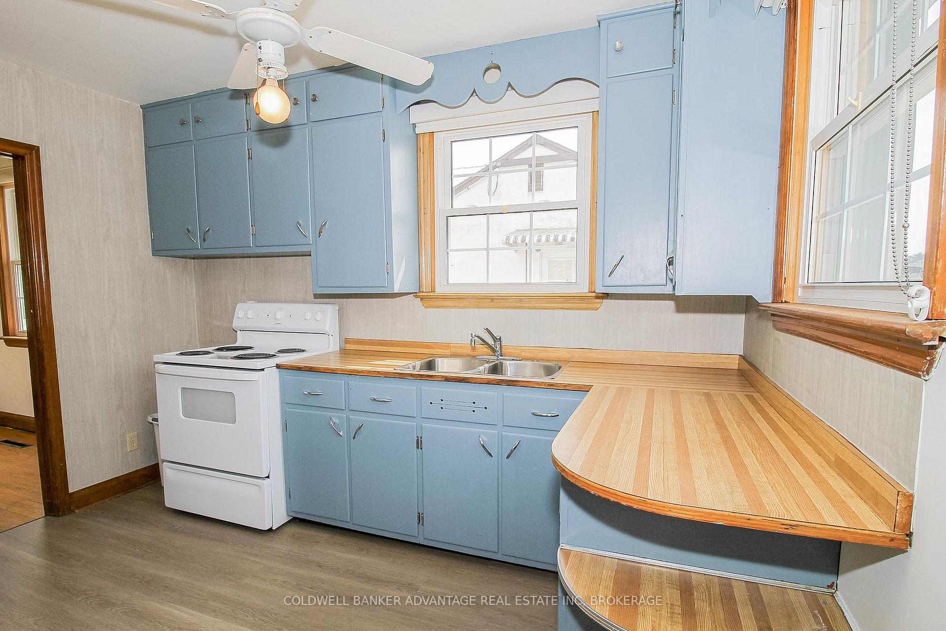Photo 11 of 28 Marshall Avenue, Welland, Broadway — HOMEH