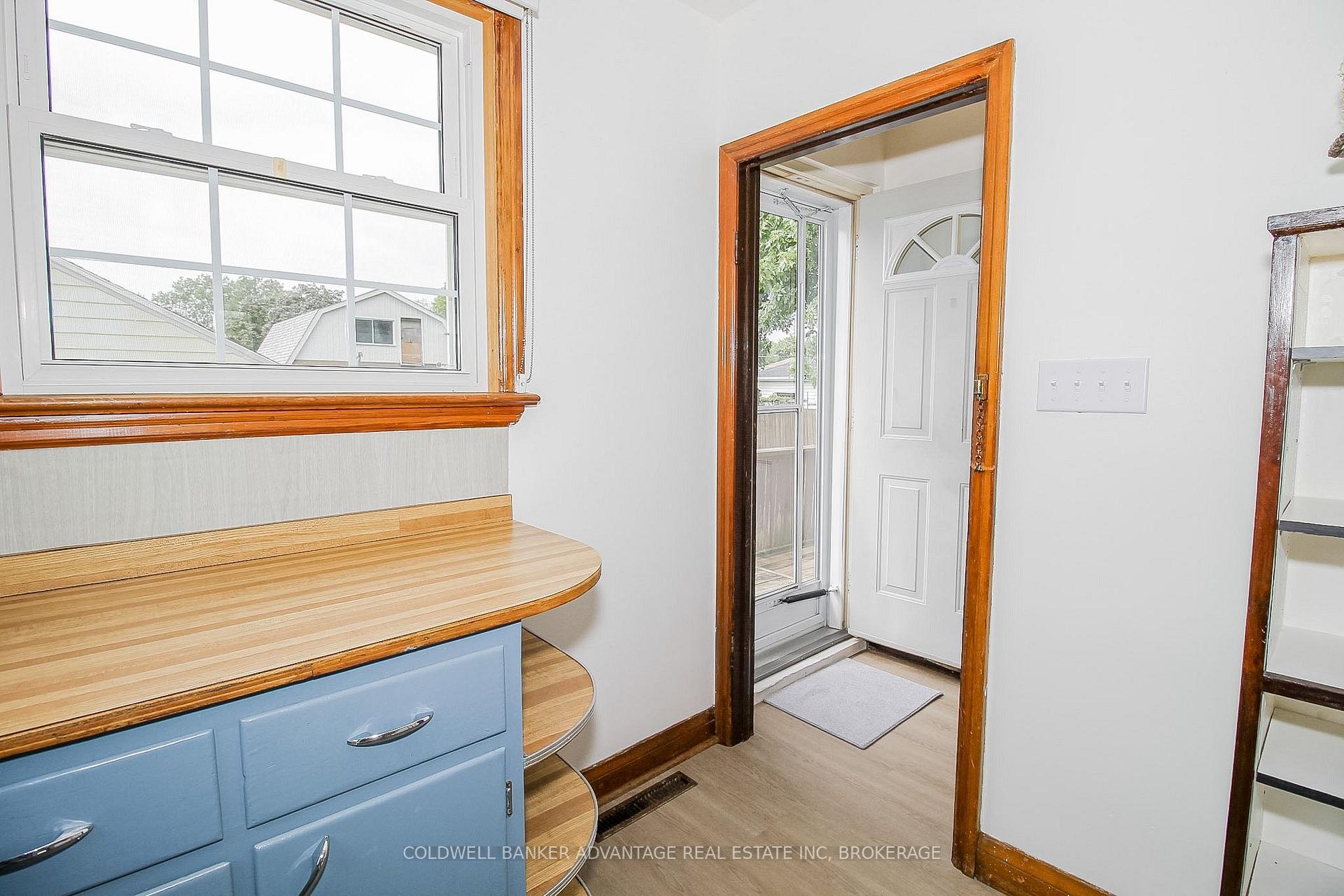 Photo 12 of 28 Marshall Avenue, Welland, Broadway — HOMEH